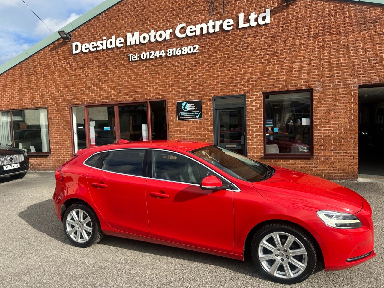 2016 VOLVO V40 for sale