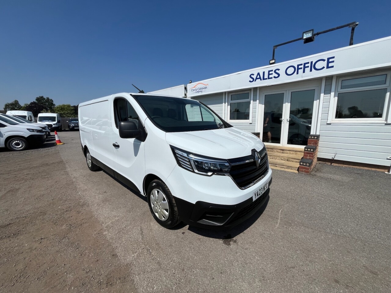 2023 RENAULT TRAFIC for sale