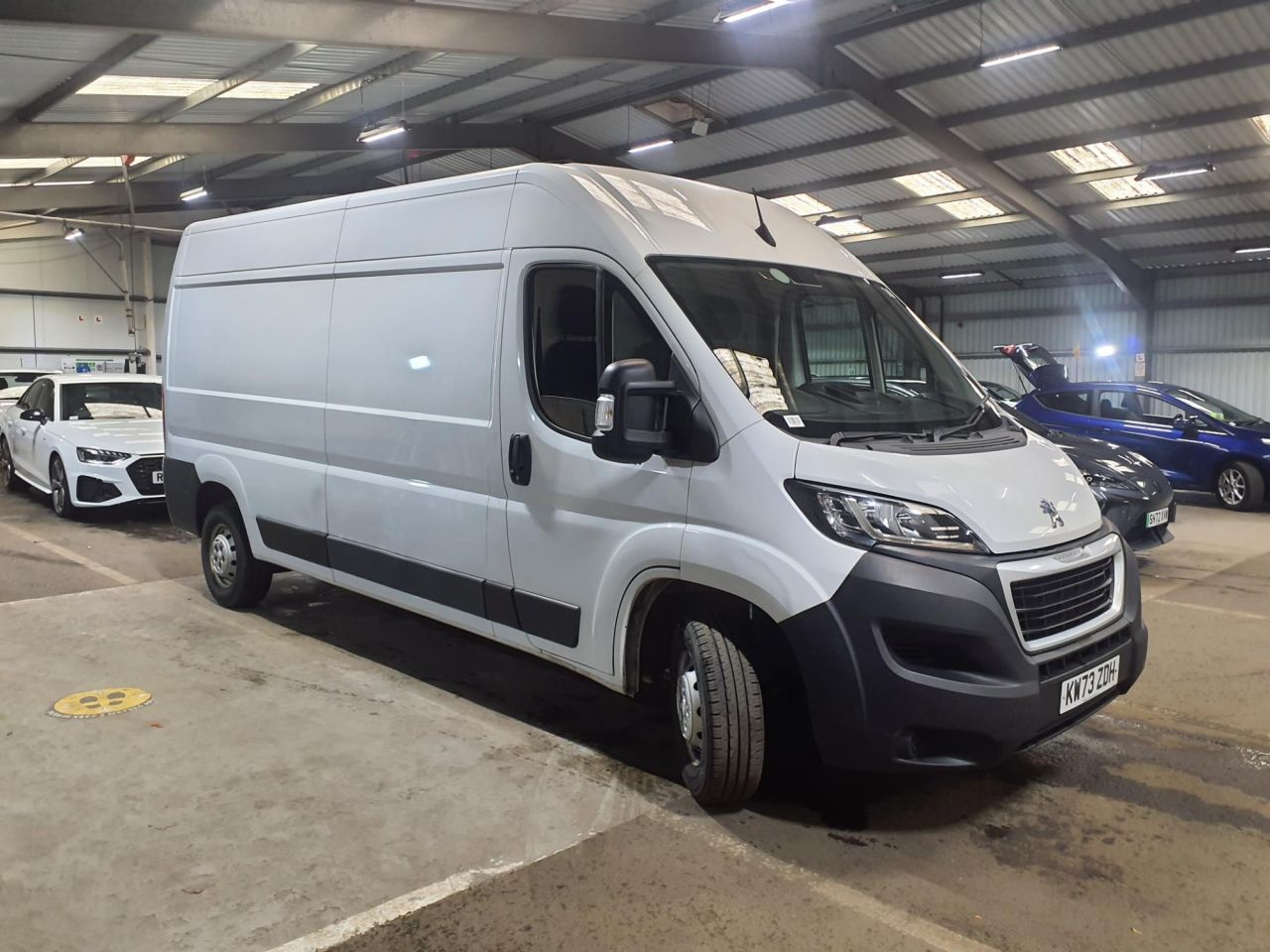 2023 PEUGEOT BOXER for sale