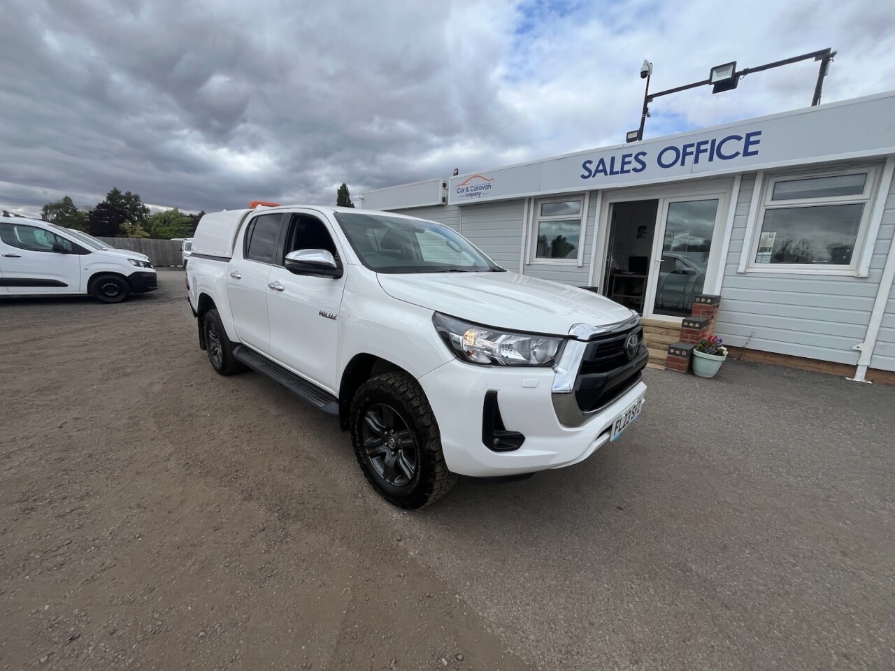 2023 TOYOTA HI-LUX for sale