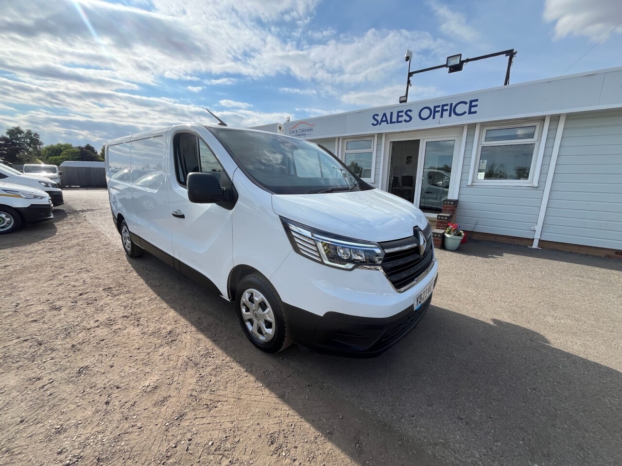 2023 RENAULT TRAFIC for sale