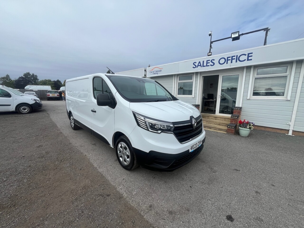 2023 RENAULT TRAFIC for sale