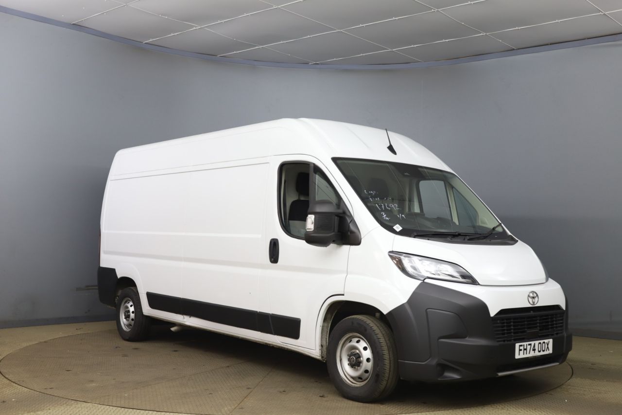2025 TOYOTA PROACE MAX for sale