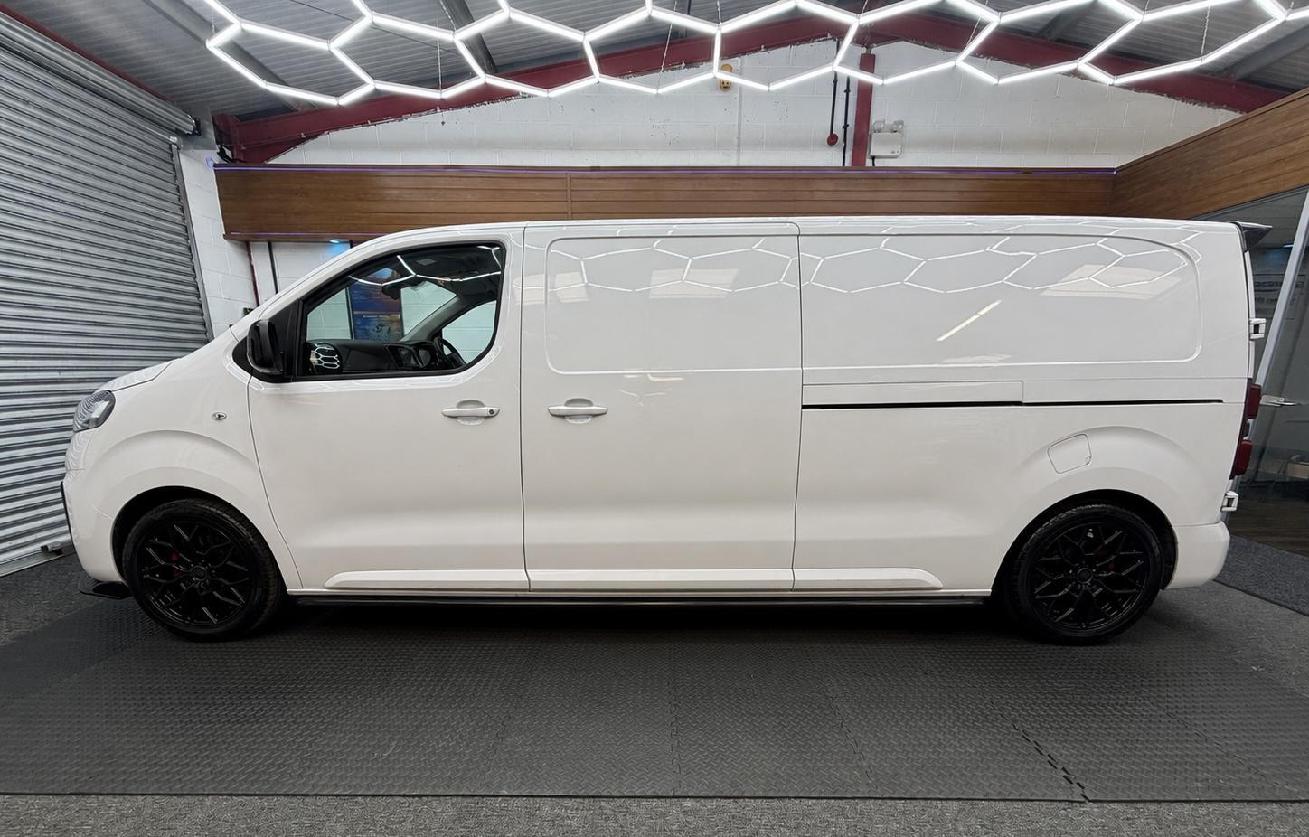 2023 VAUXHALL VIVARO for sale