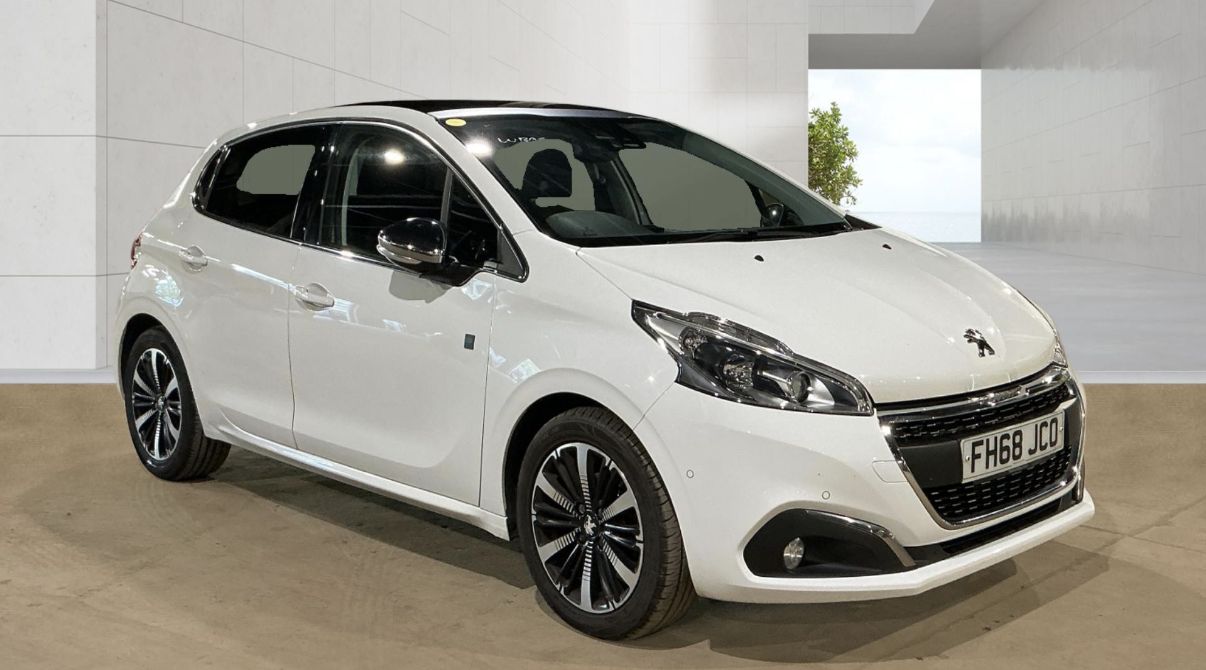 2019 PEUGEOT 208 for sale