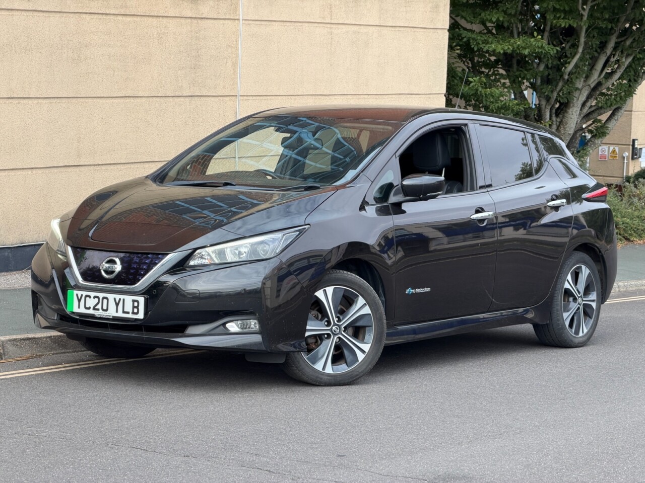 2020 NISSAN LEAF for sale