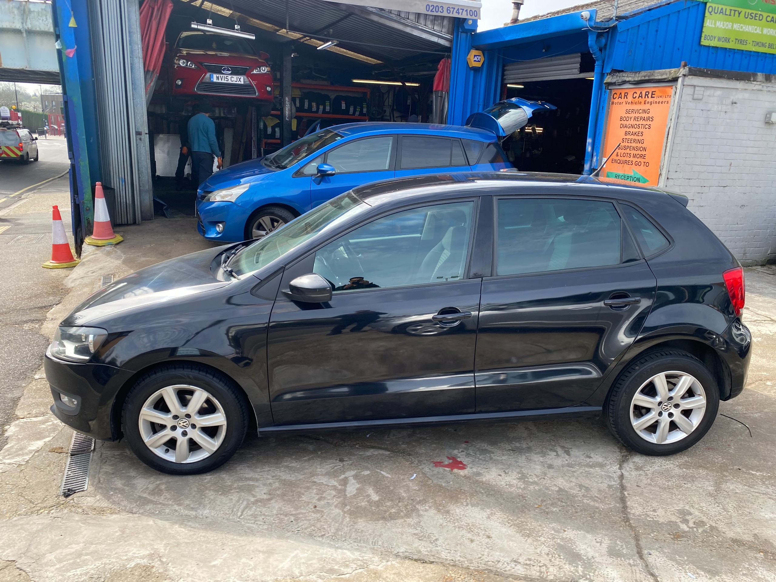 2014 VOLKSWAGEN POLO for sale