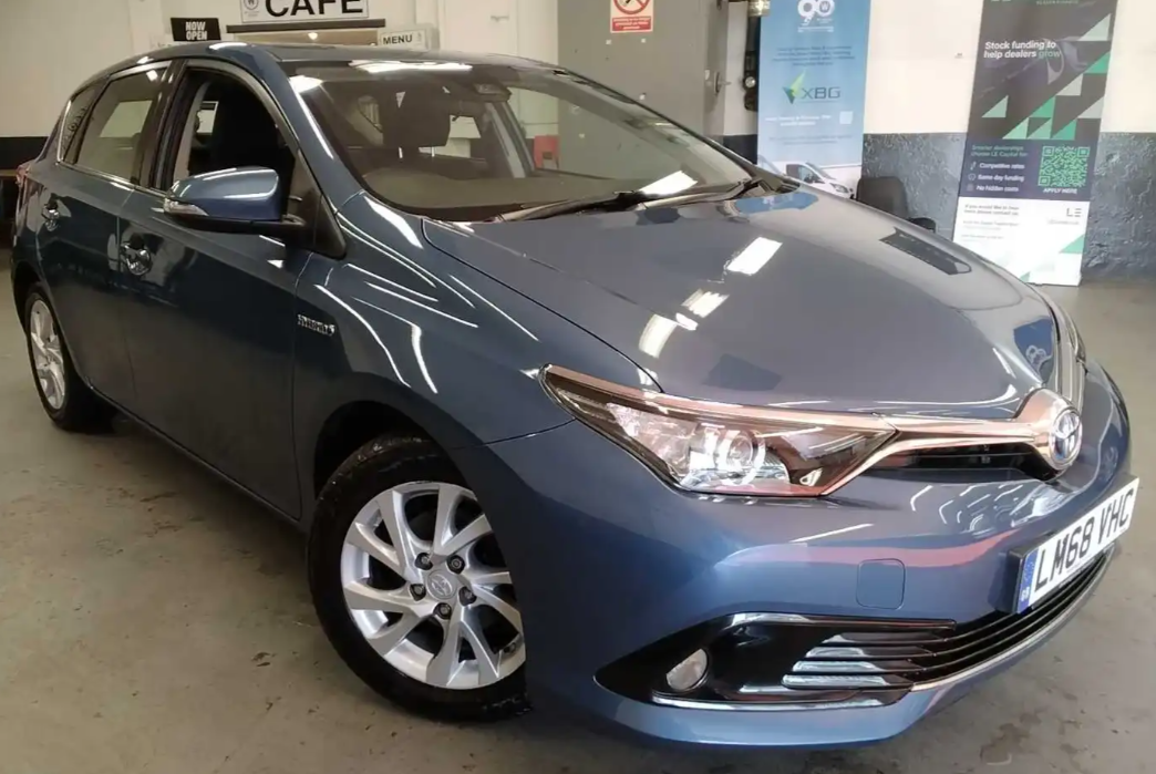 2018 TOYOTA AURIS for sale