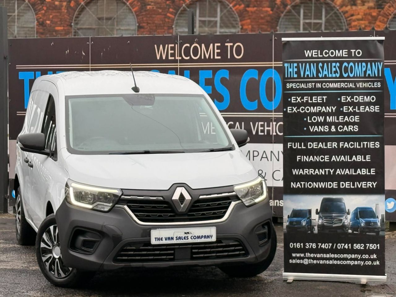 2023 RENAULT KANGOO for sale