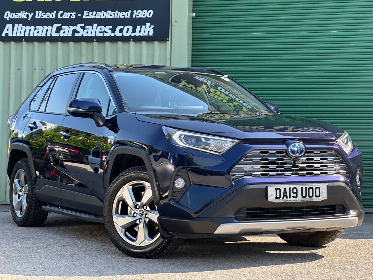 2019 TOYOTA RAV4 for sale