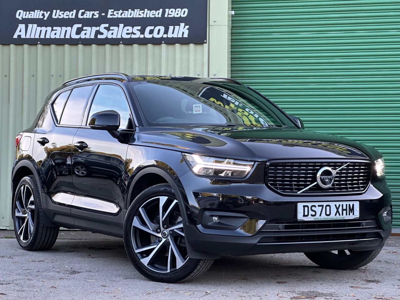 2020 VOLVO XC40 for sale