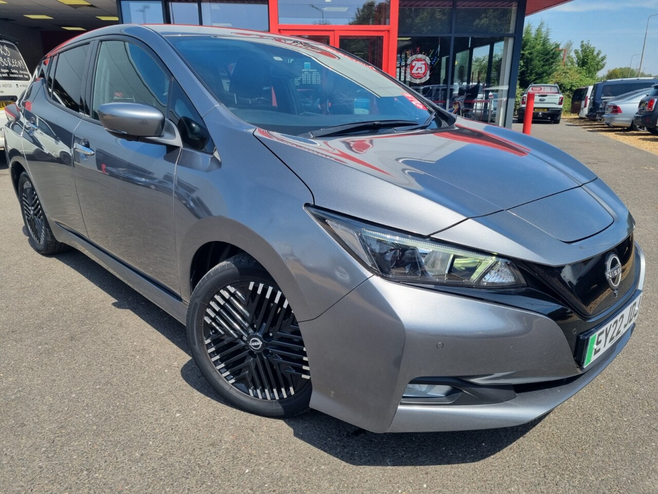 2022 NISSAN LEAF for sale