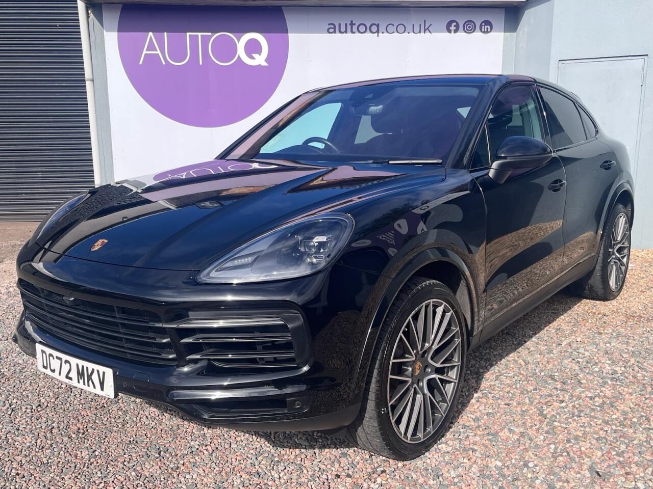 2022 PORSCHE CAYENNE for sale