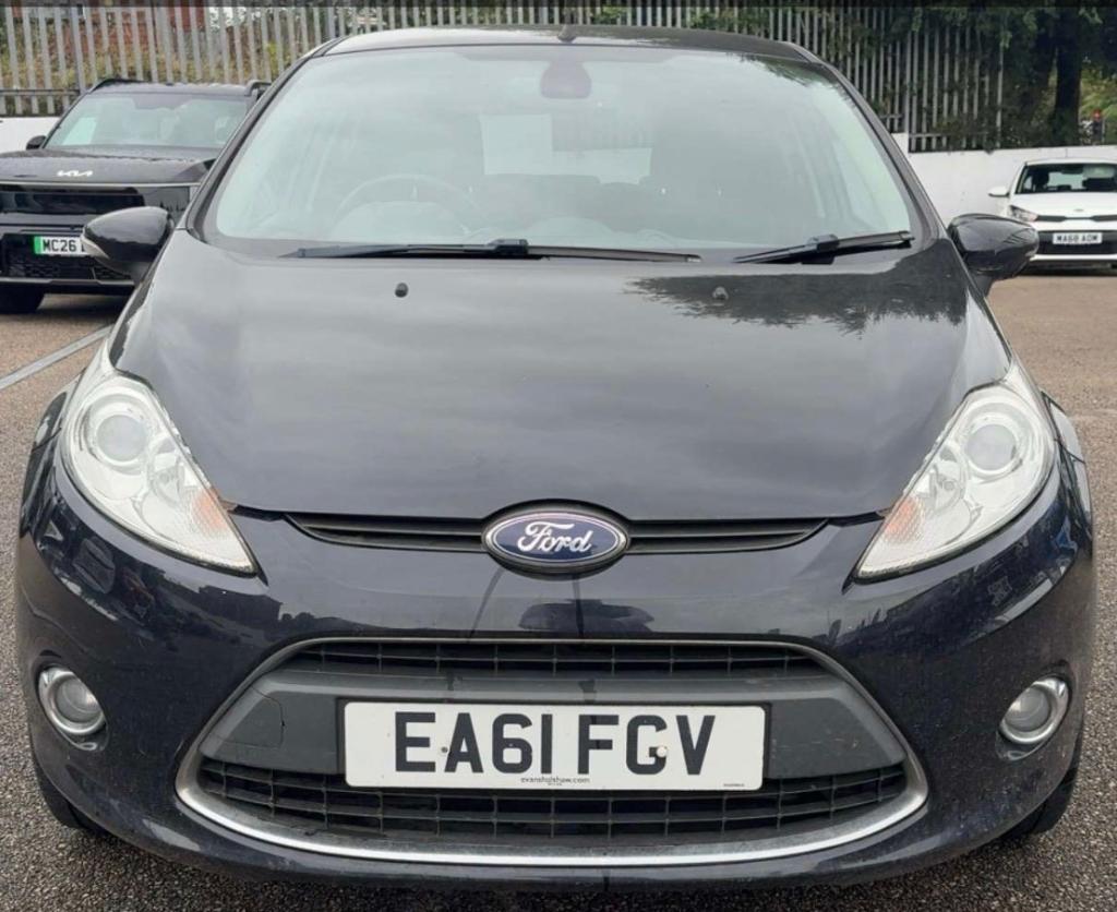 2011 FORD FIESTA for sale