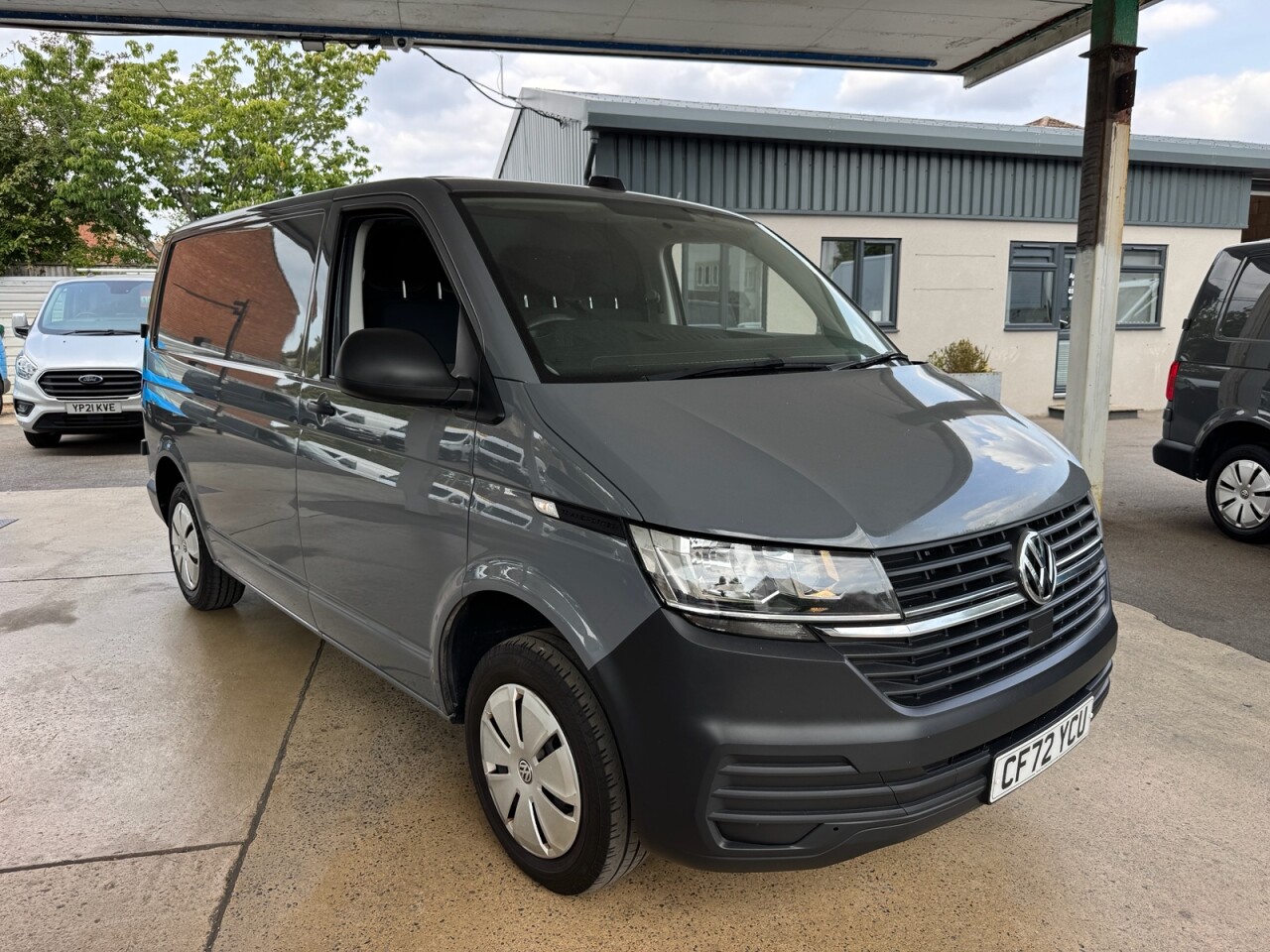 2023 VOLKSWAGEN TRANSPORTER for sale