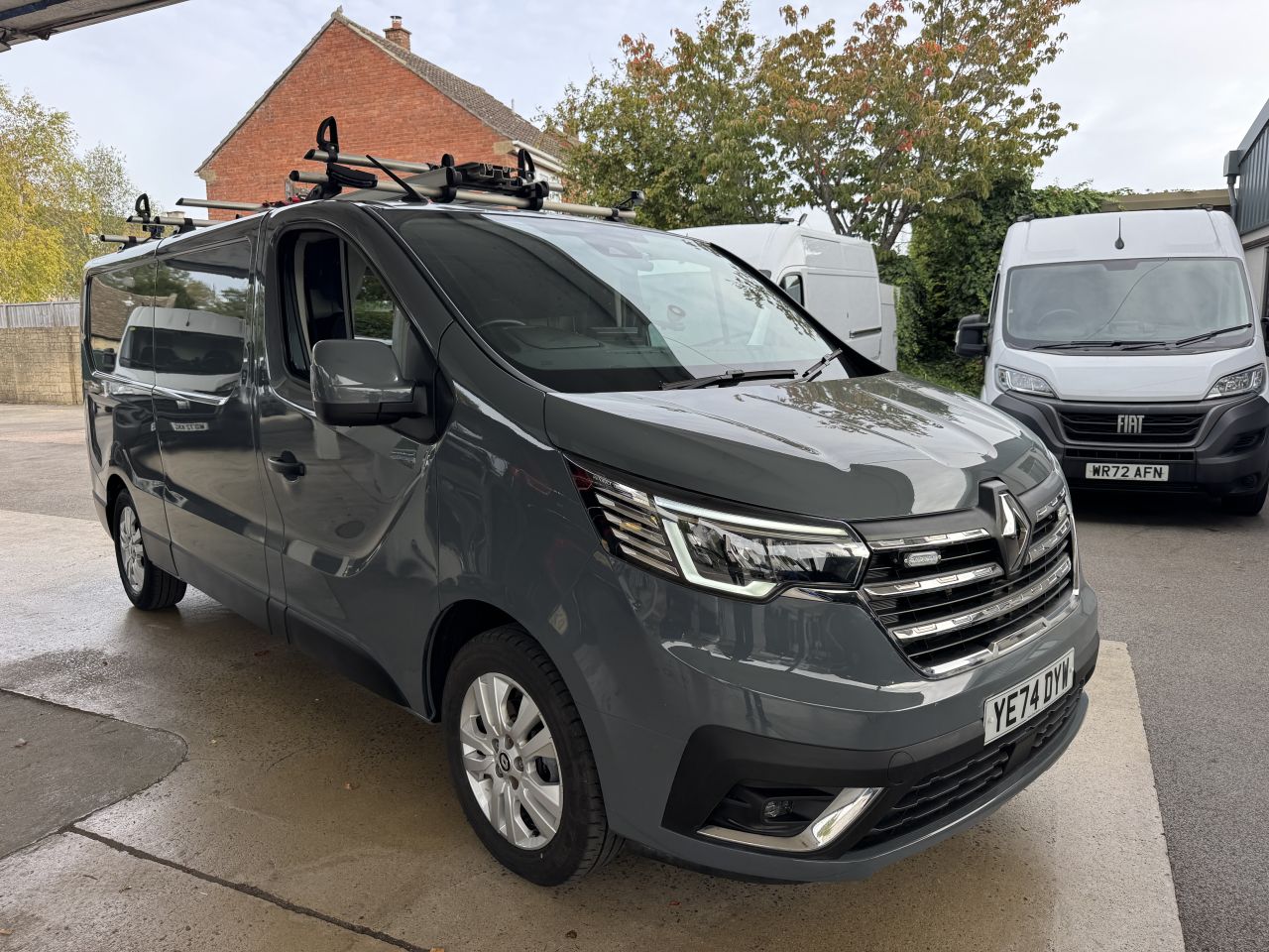2024 RENAULT TRAFIC for sale