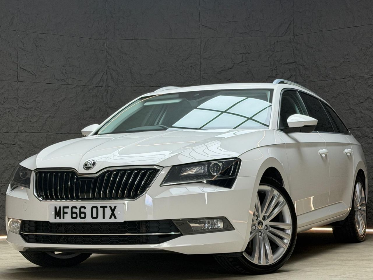 2016 SKODA SUPERB for sale