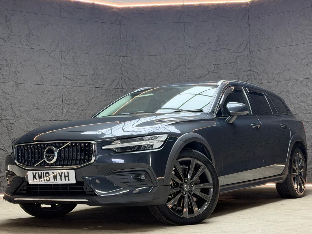 2019 VOLVO V60 CROSS COUNTRY for sale