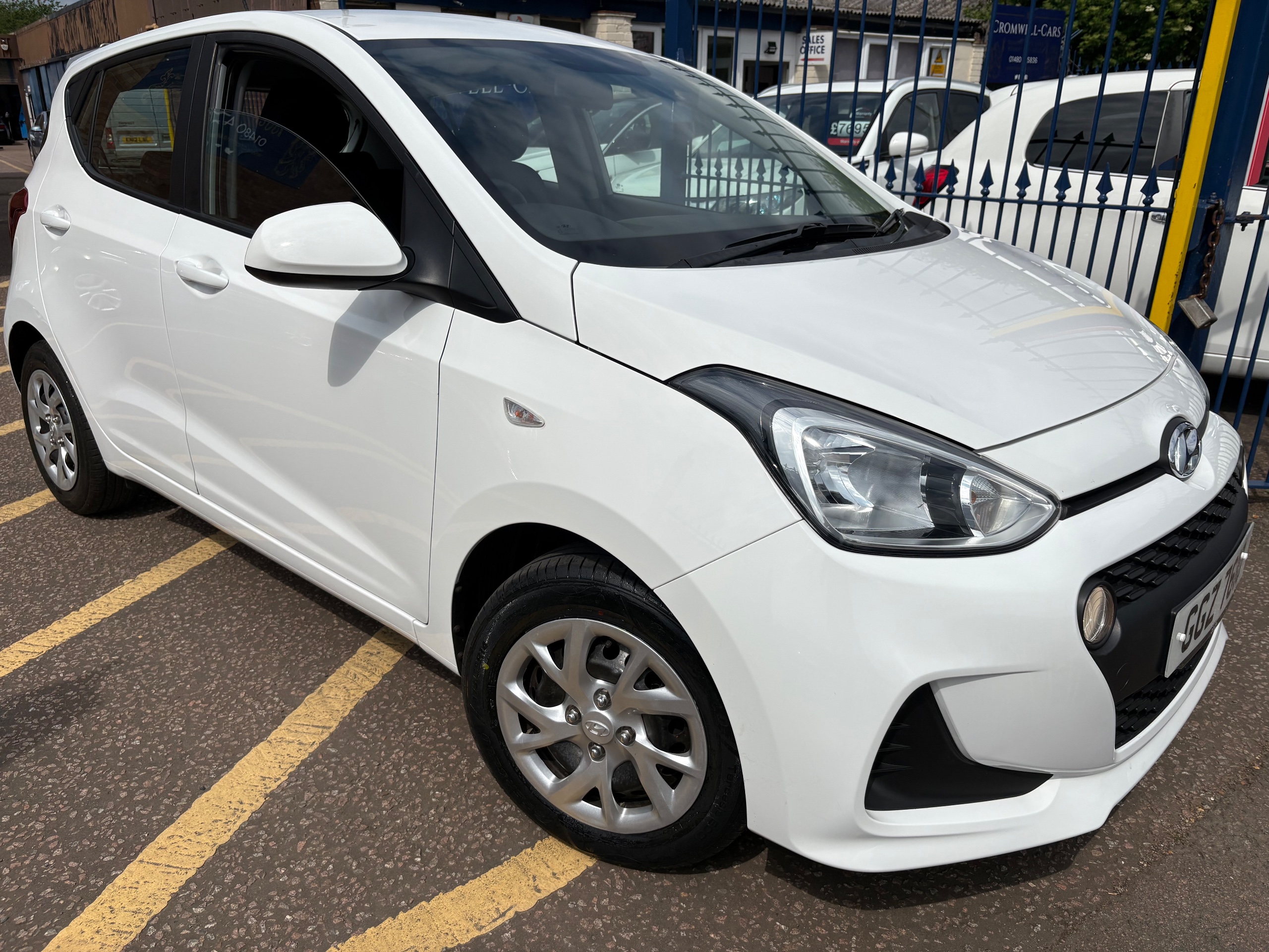 2017 HYUNDAI I10 for sale