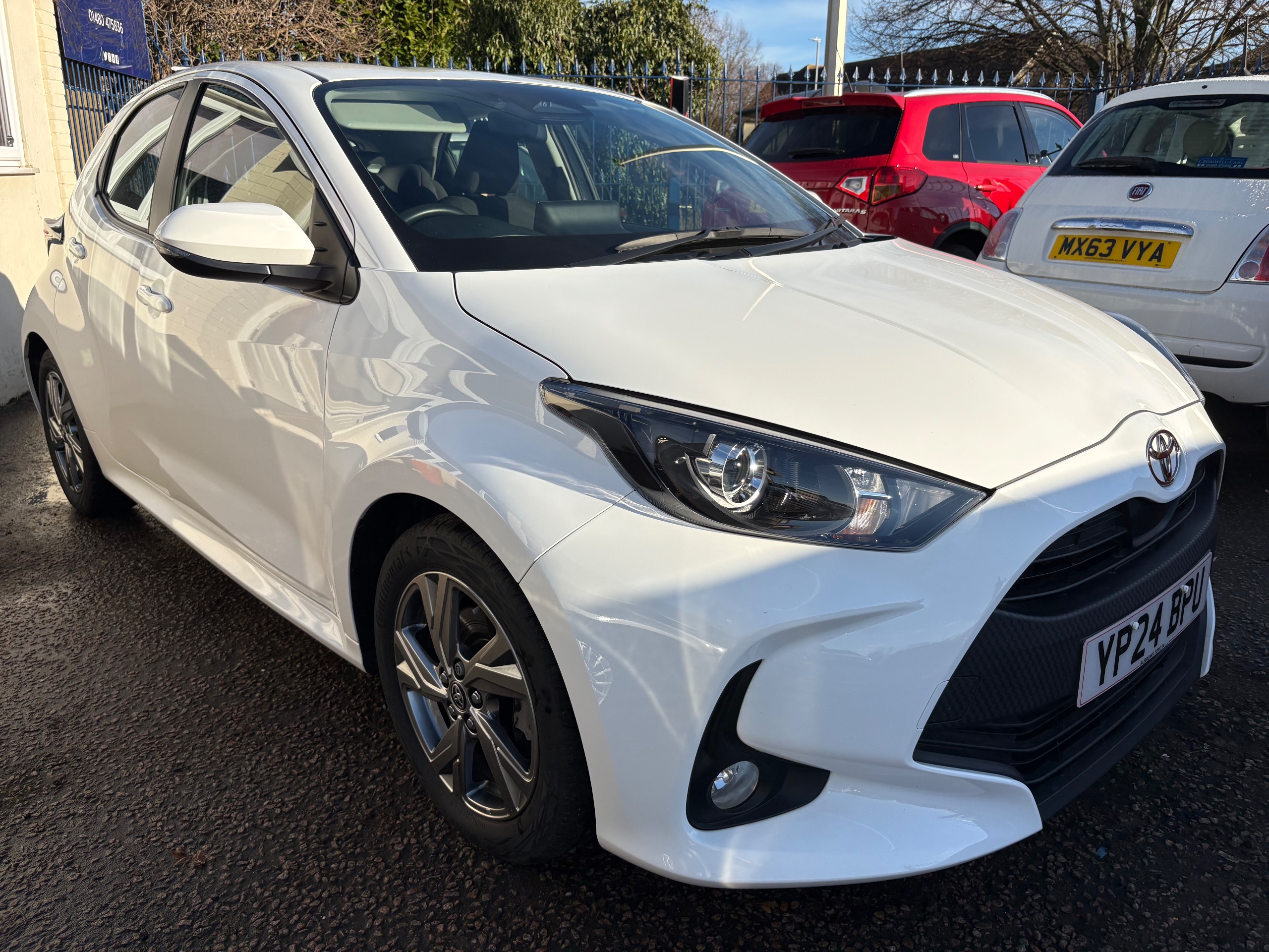 2024 TOYOTA YARIS for sale