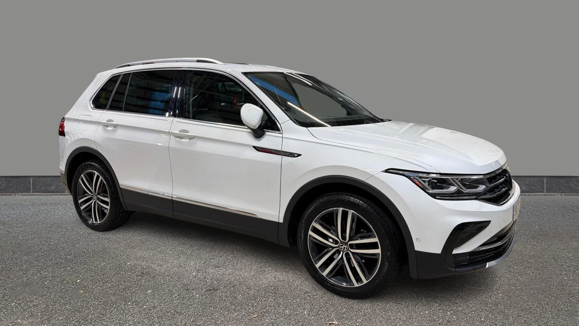 2022 VOLKSWAGEN TIGUAN for sale