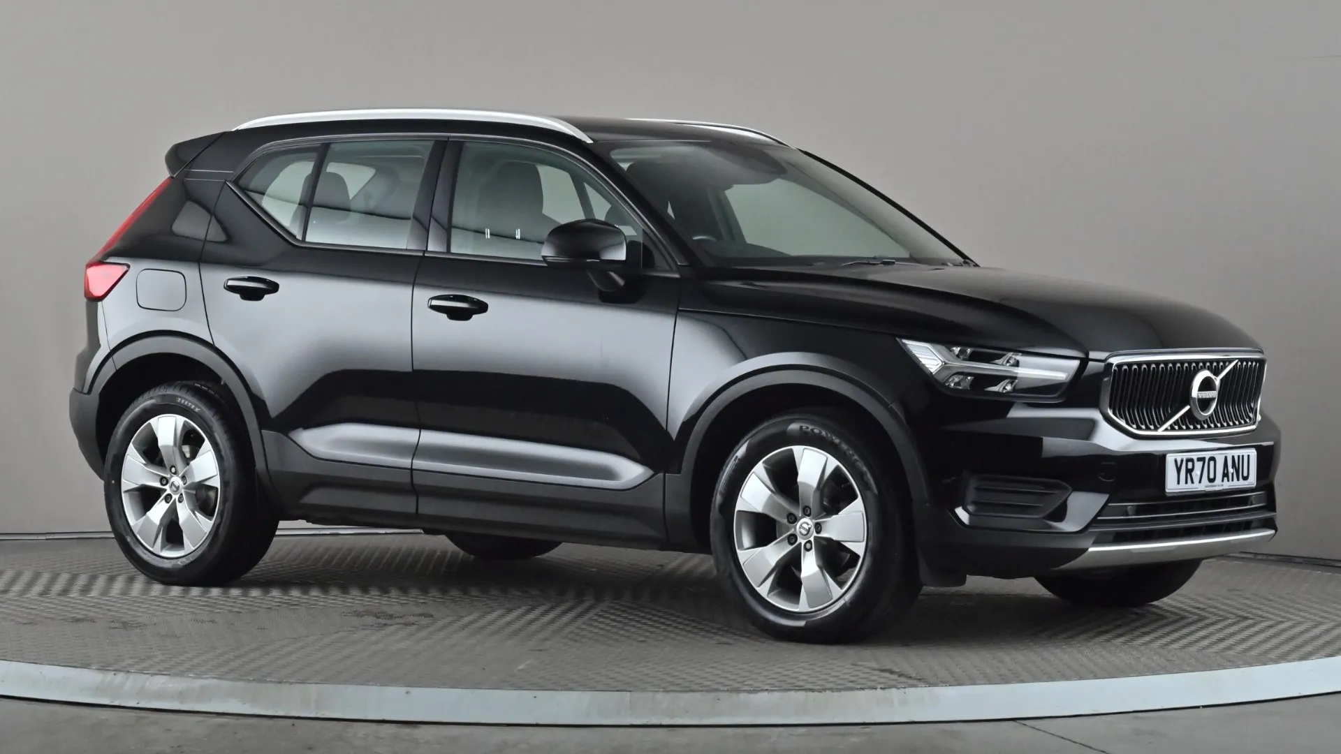 2020 VOLVO XC40 for sale