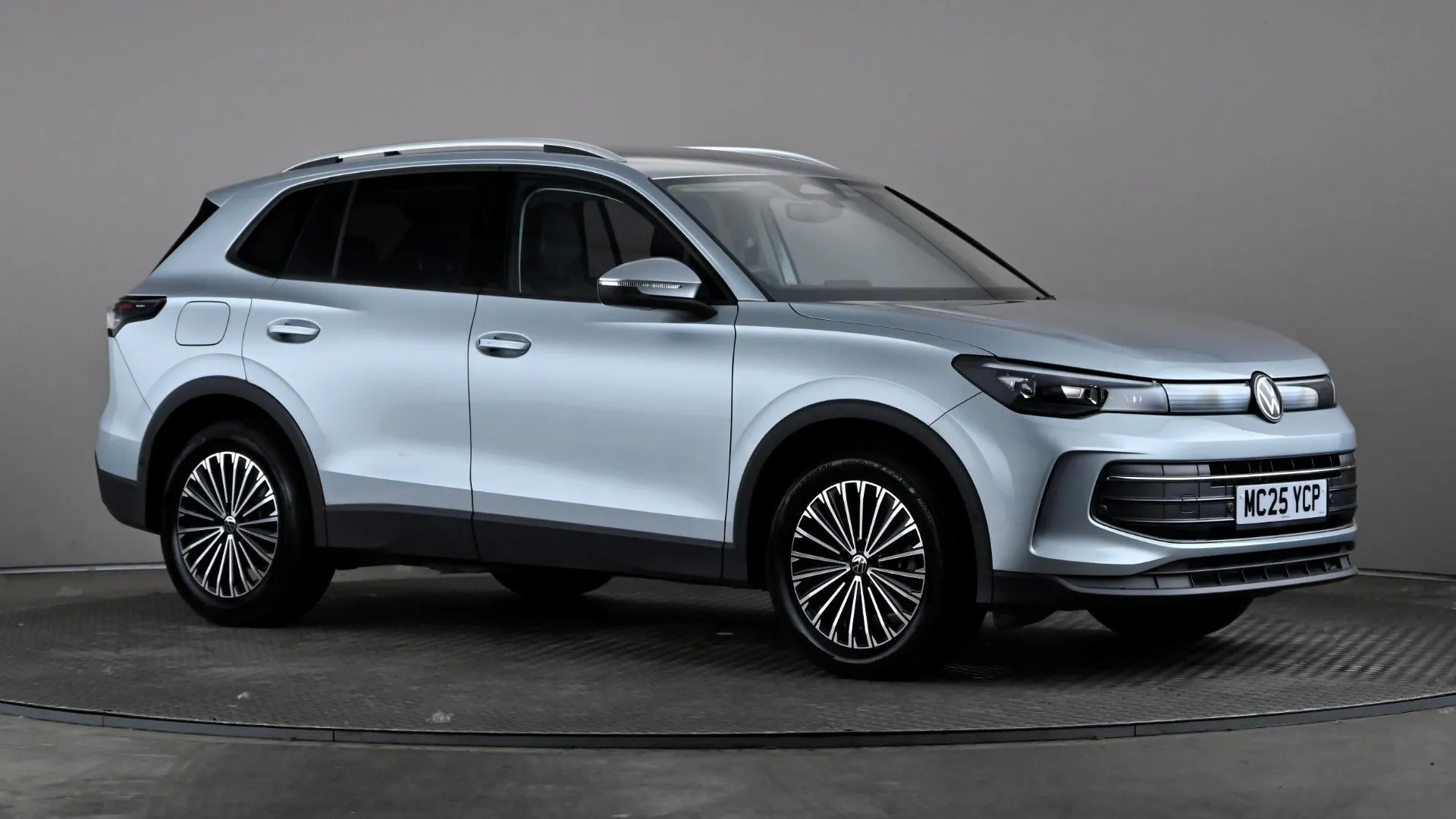 2025 VOLKSWAGEN TIGUAN for sale
