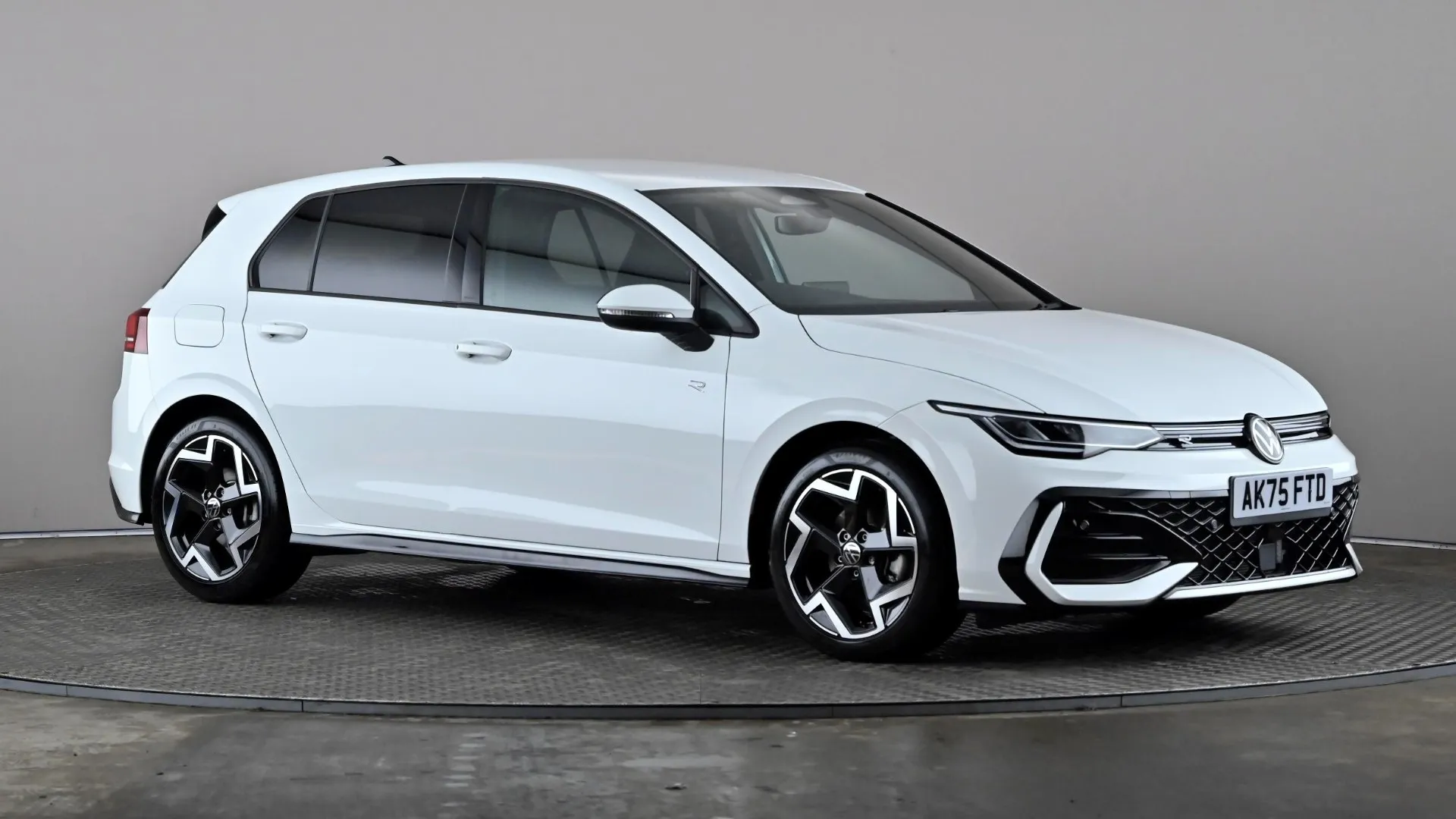 2025 VOLKSWAGEN GOLF for sale
