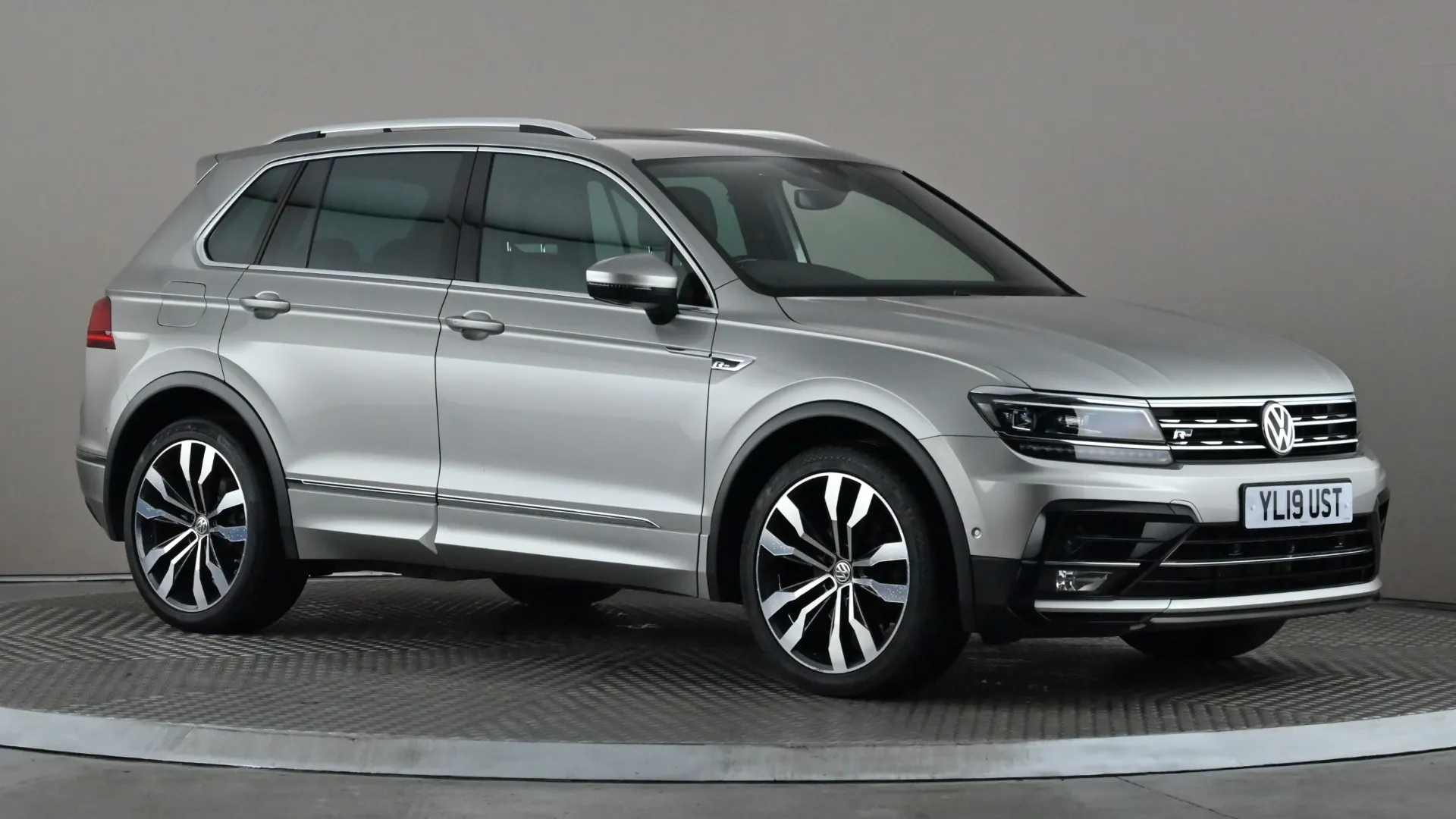2019 VOLKSWAGEN TIGUAN for sale