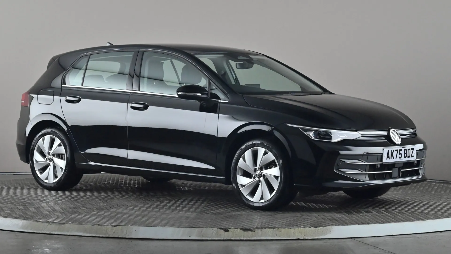 2025 VOLKSWAGEN GOLF for sale