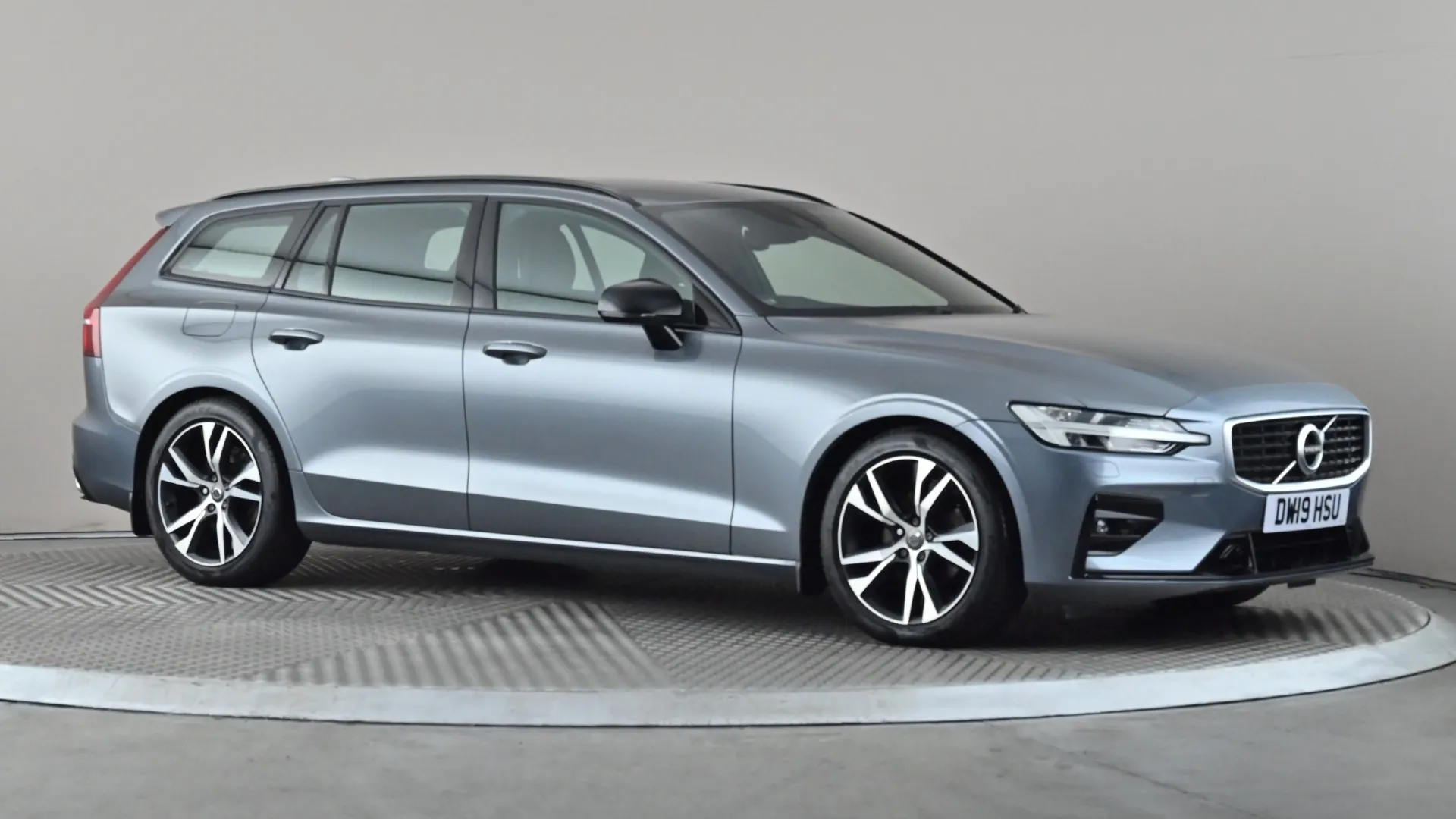 2019 VOLVO V60 for sale