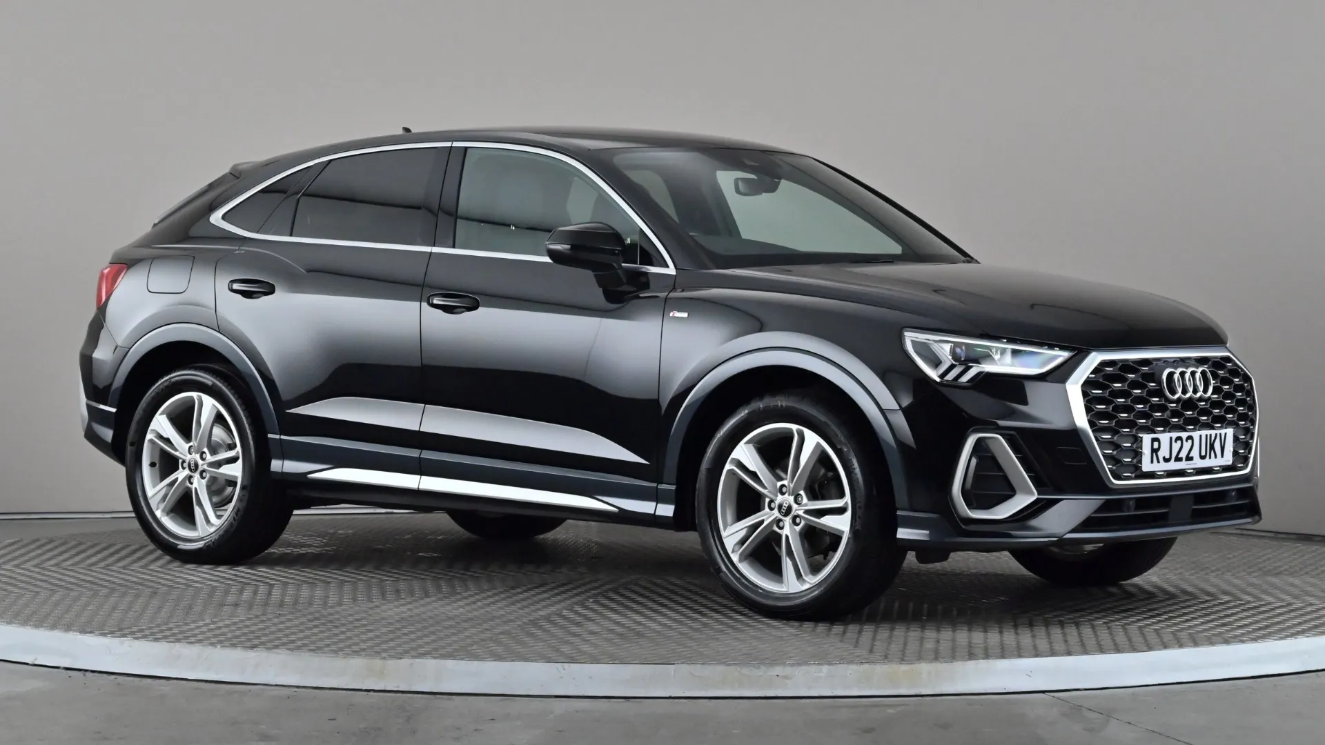 2022 AUDI Q3 for sale
