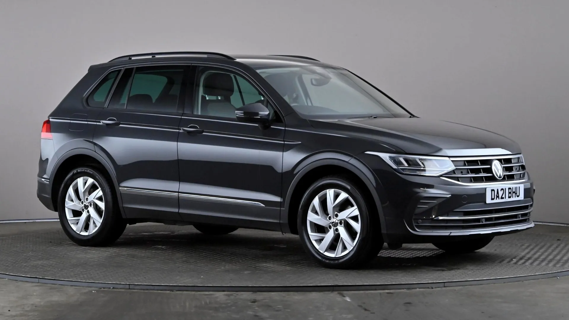 2021 VOLKSWAGEN TIGUAN for sale