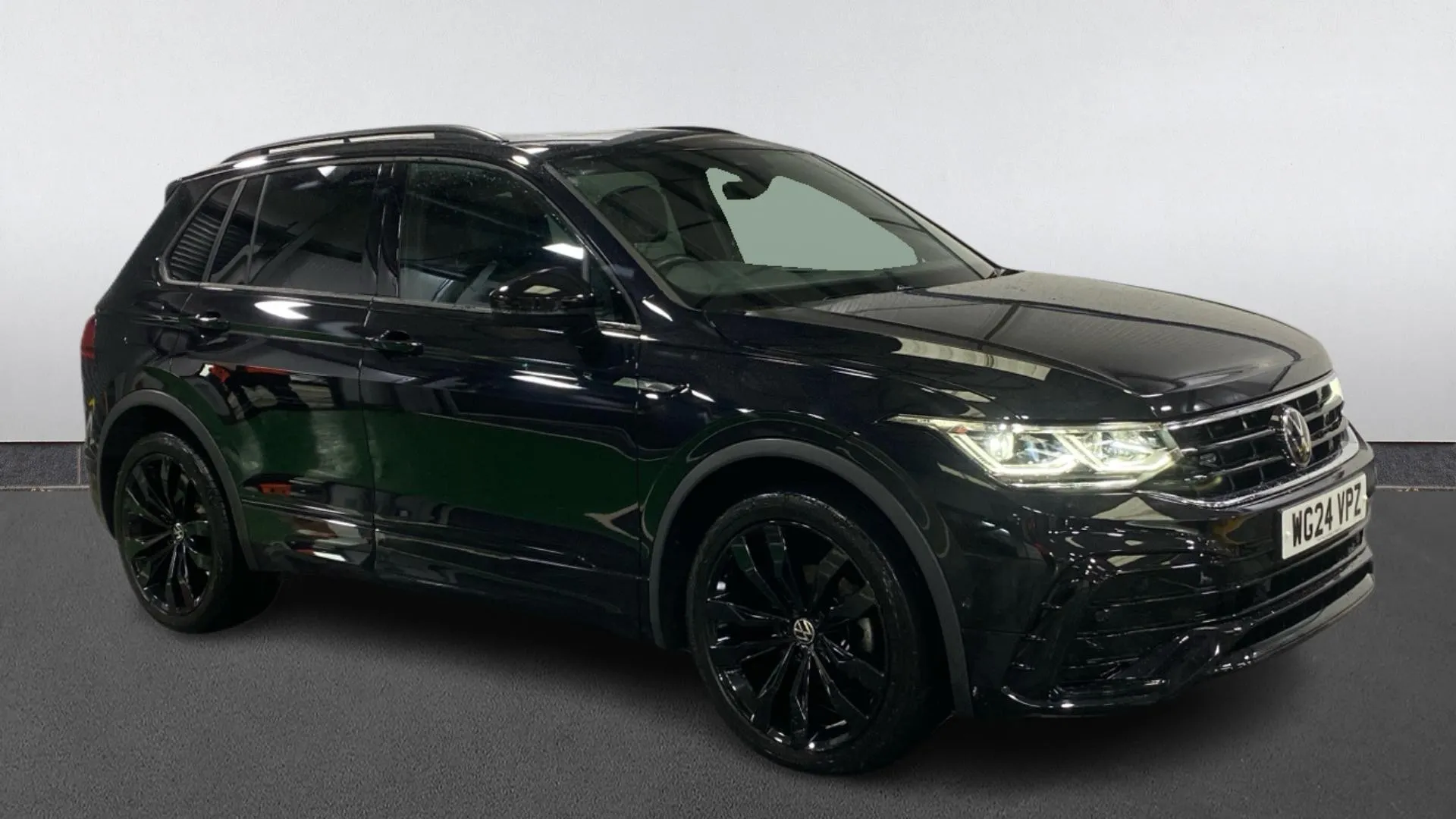 2024 VOLKSWAGEN TIGUAN for sale