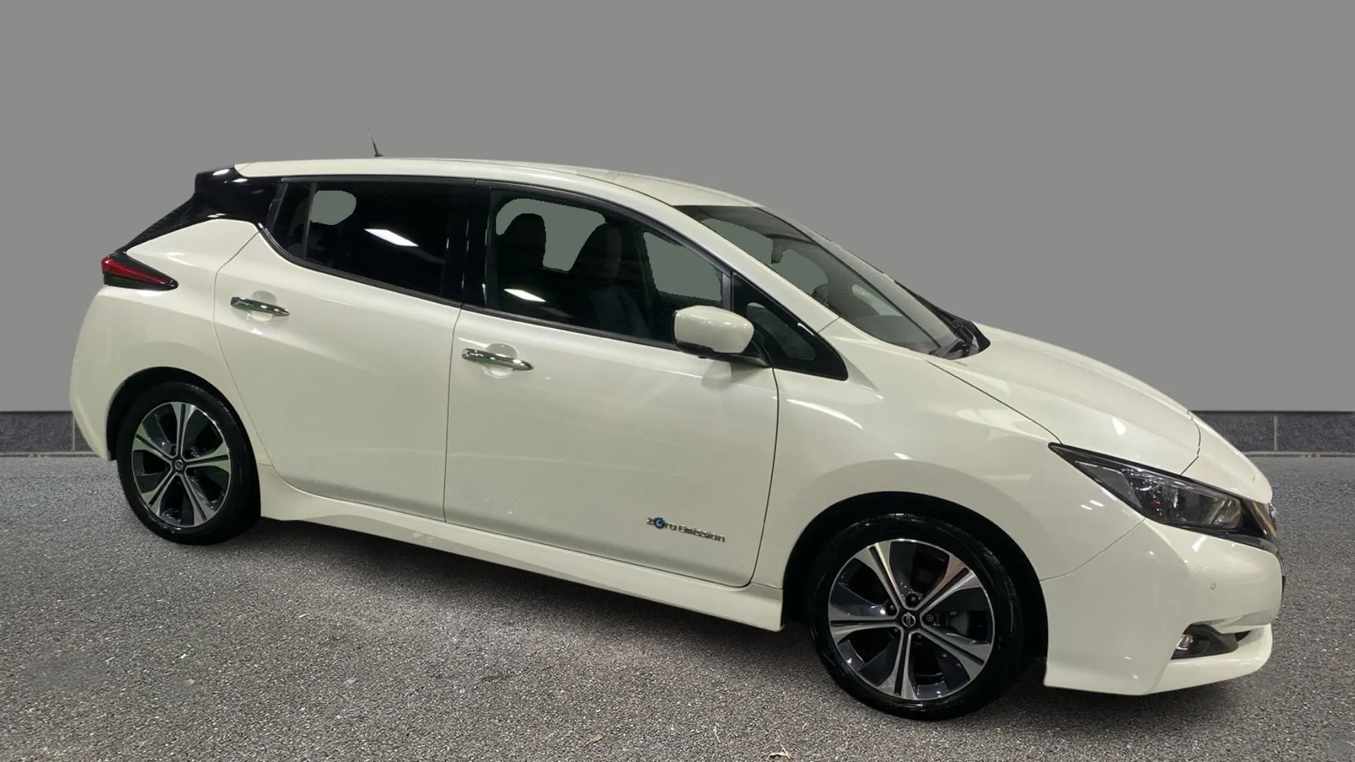 2019 NISSAN LEAF for sale
