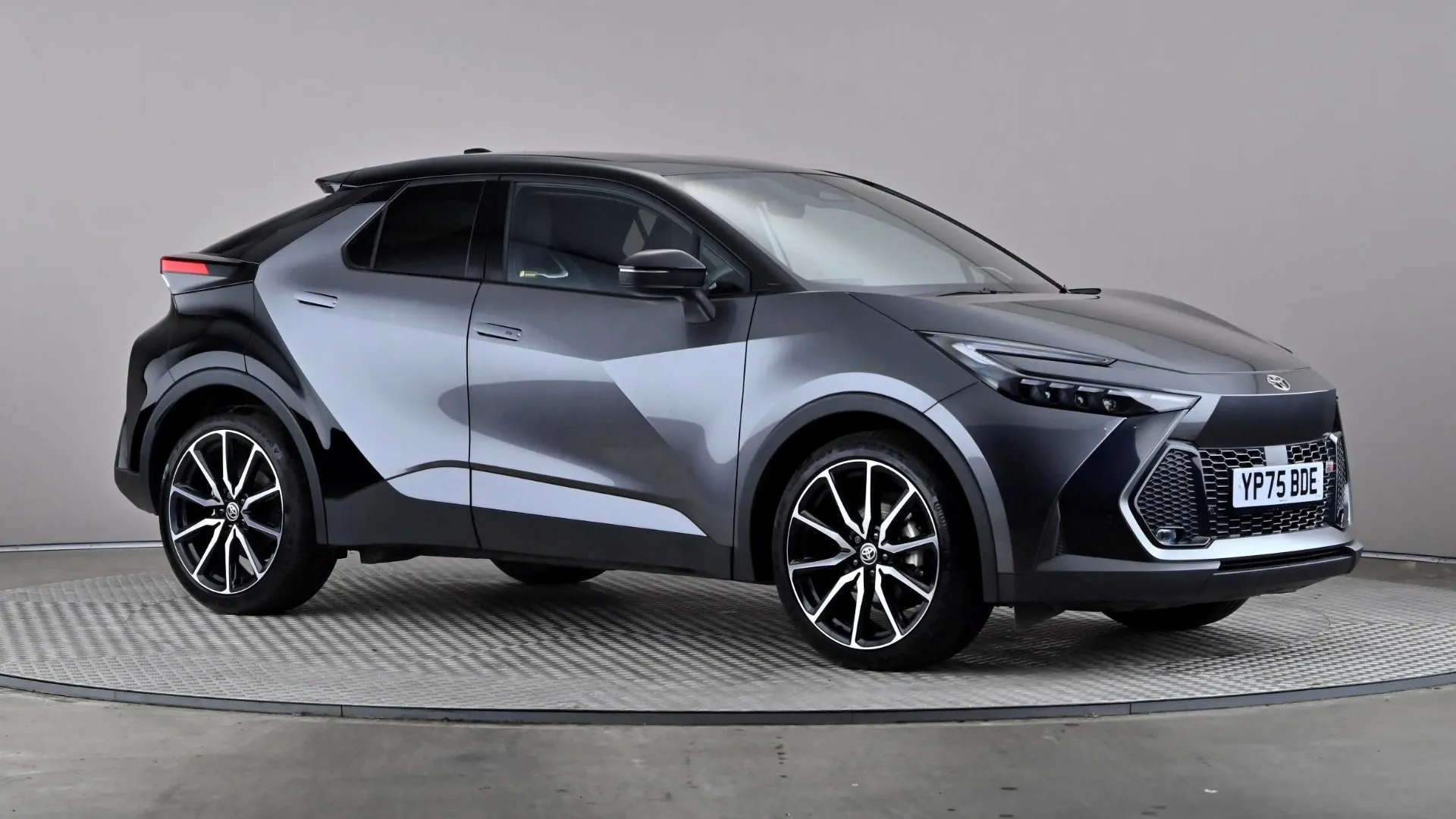 2025 TOYOTA C-HR for sale