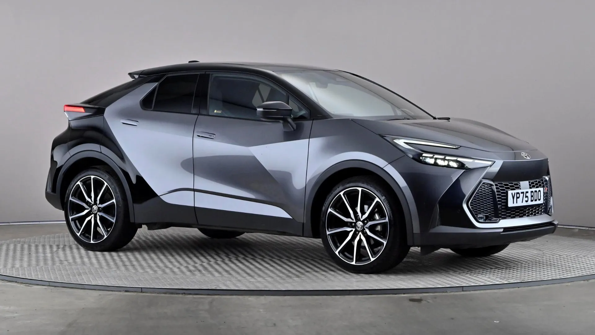 2025 TOYOTA C-HR for sale