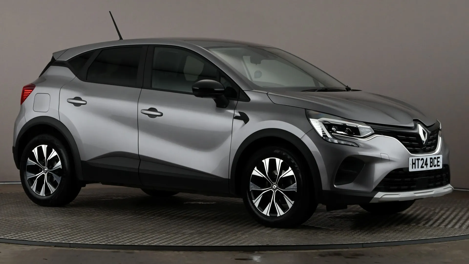 2024 RENAULT CAPTUR for sale