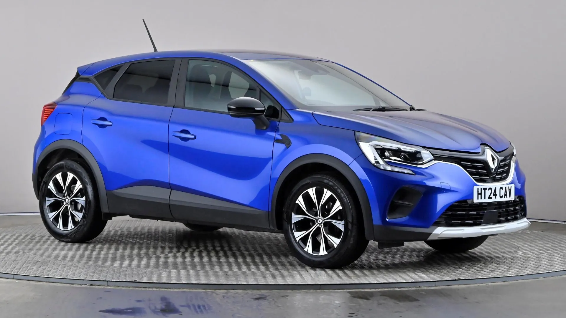 2024 RENAULT CAPTUR for sale