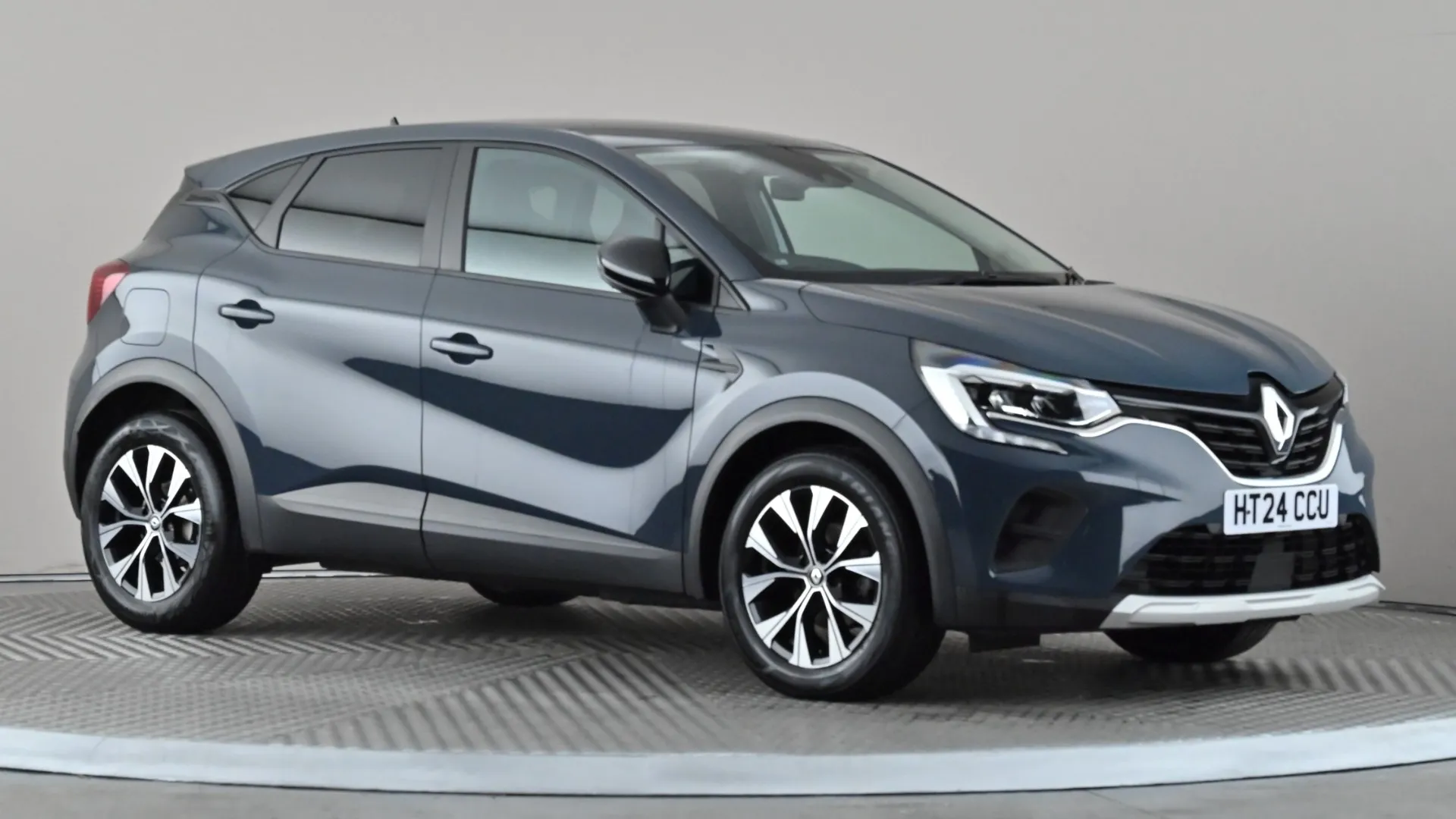 2024 RENAULT CAPTUR for sale
