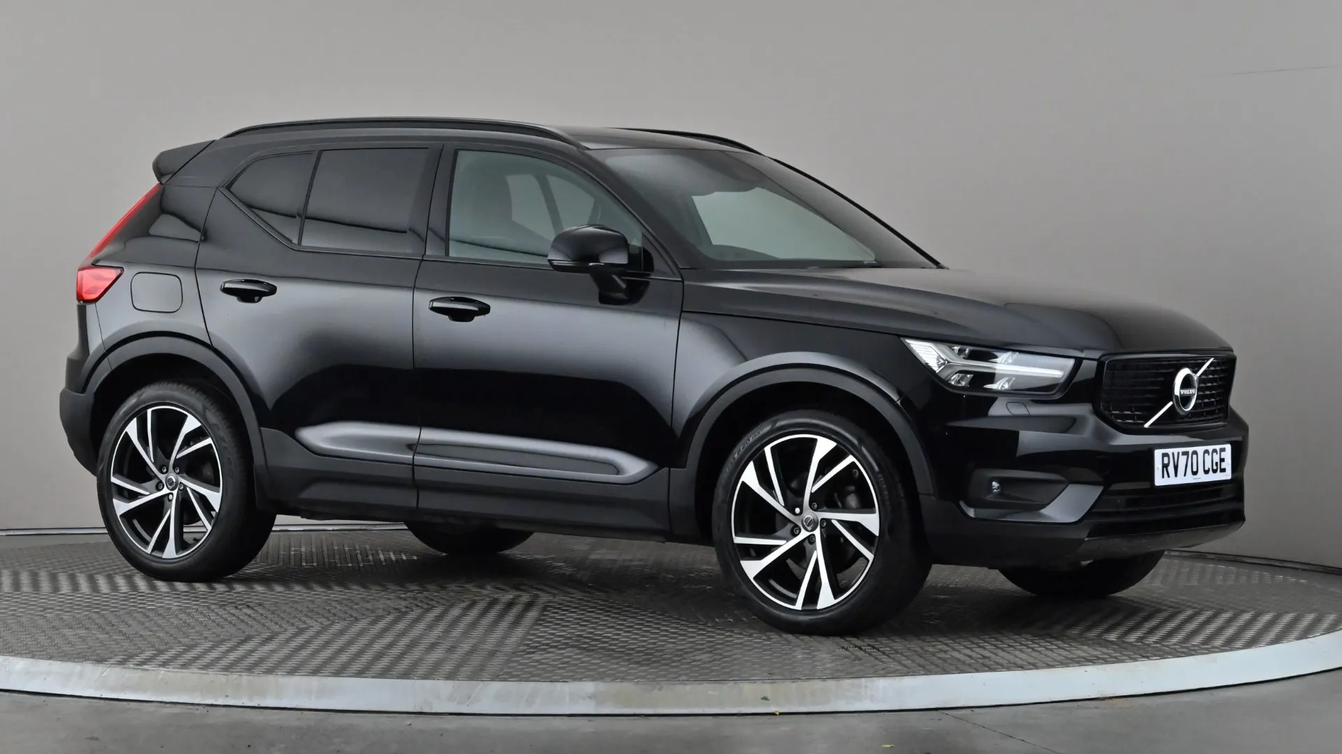 2020 VOLVO XC40 for sale