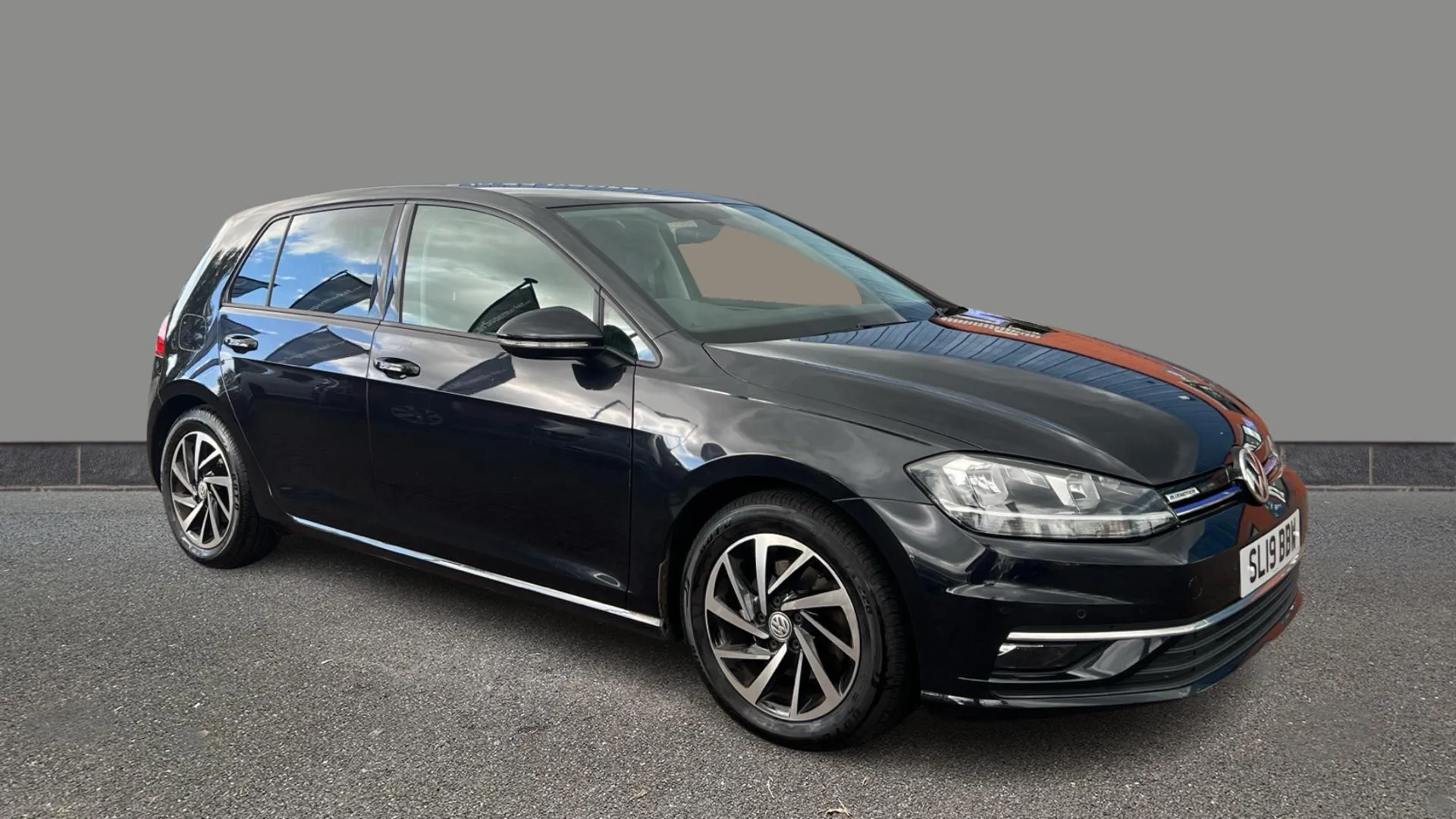 2019 VOLKSWAGEN GOLF for sale