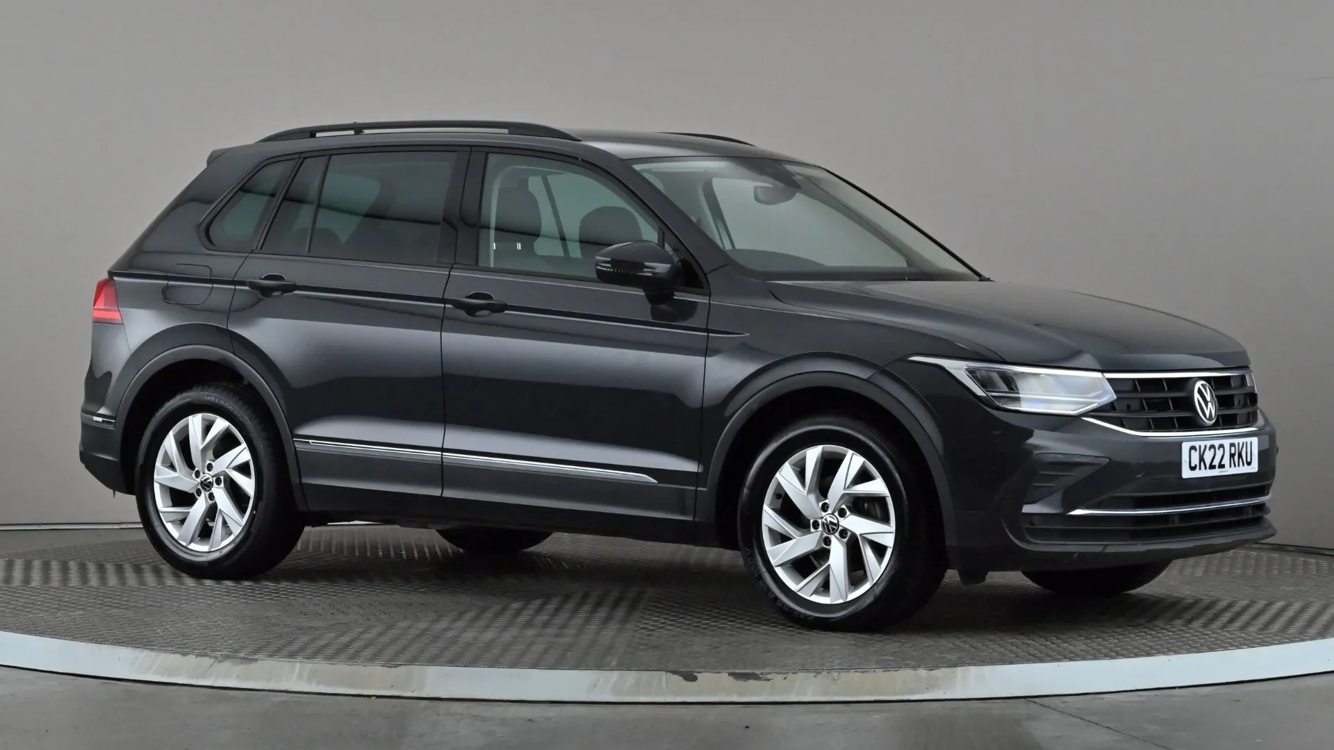 2022 VOLKSWAGEN TIGUAN for sale