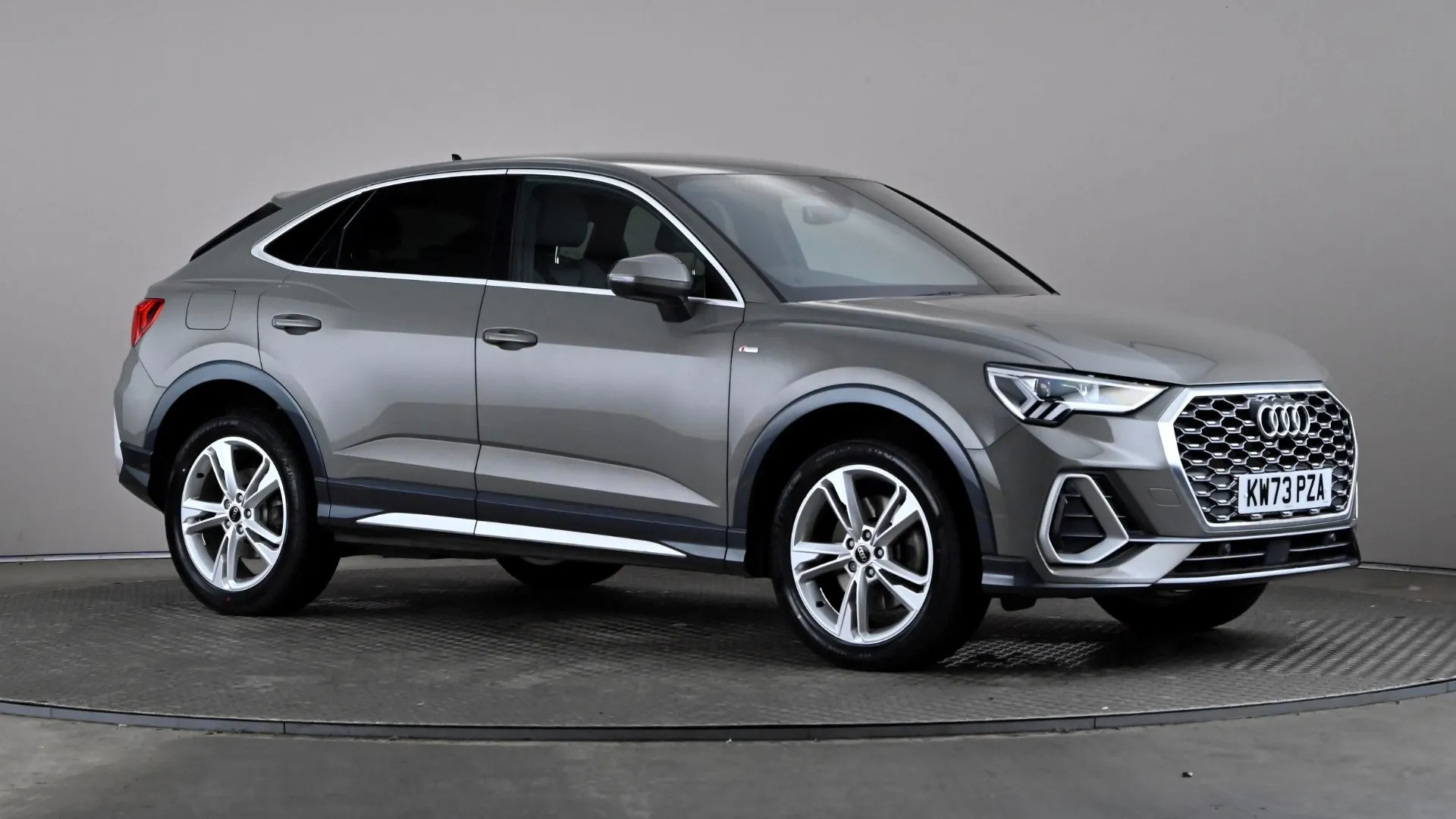 2024 AUDI Q3 for sale