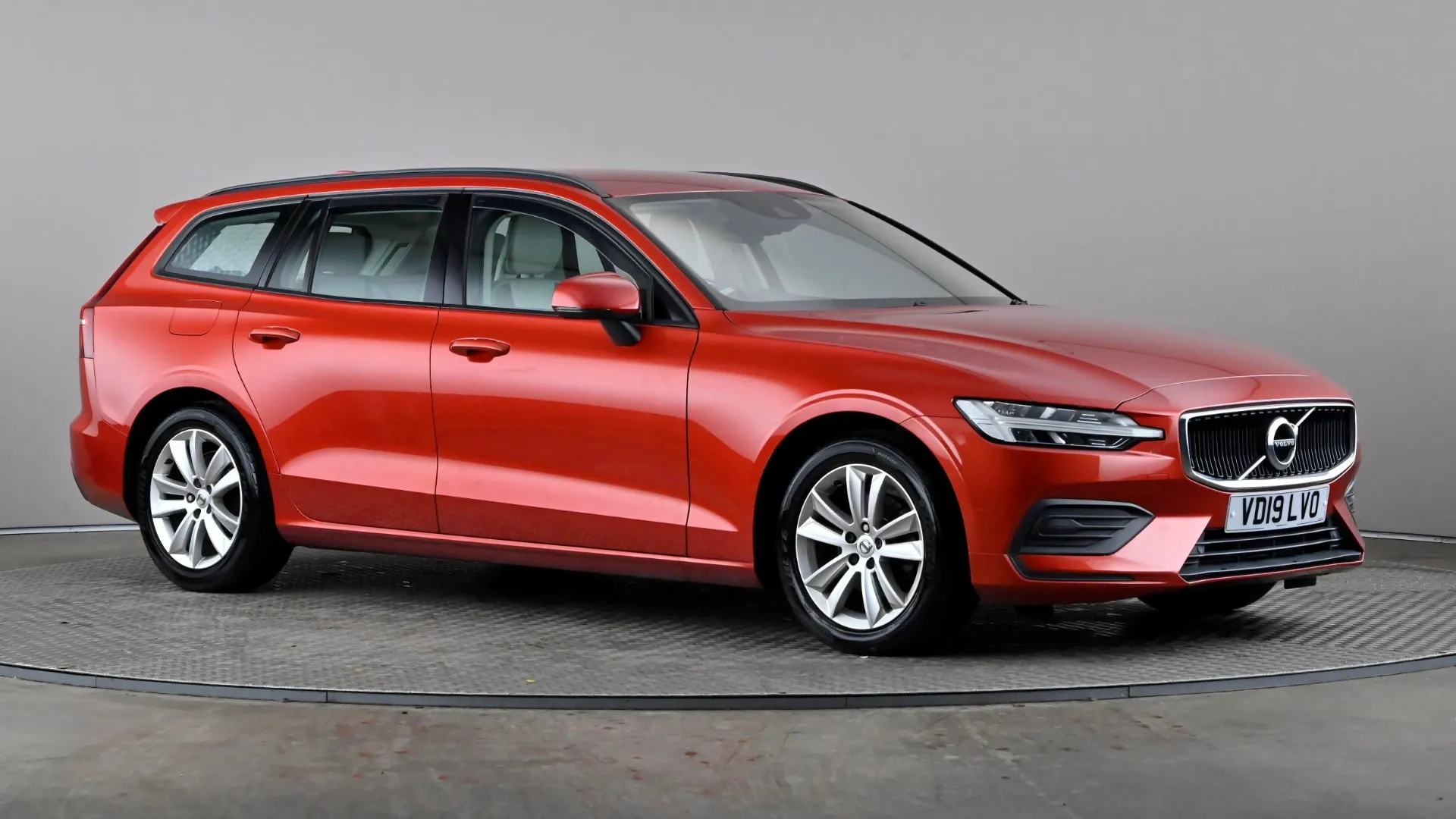 2019 VOLVO V60 for sale