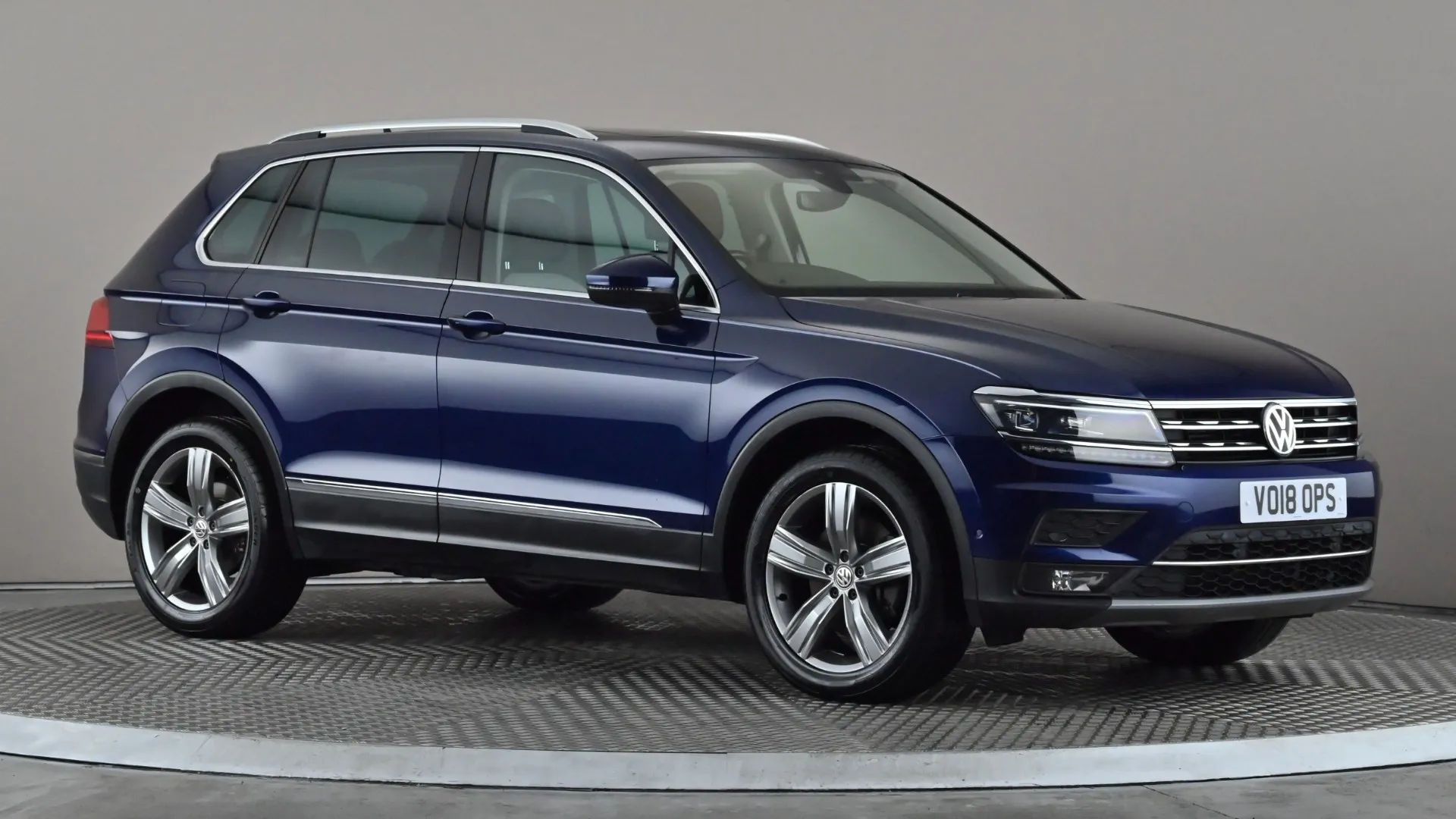 2018 VOLKSWAGEN TIGUAN for sale