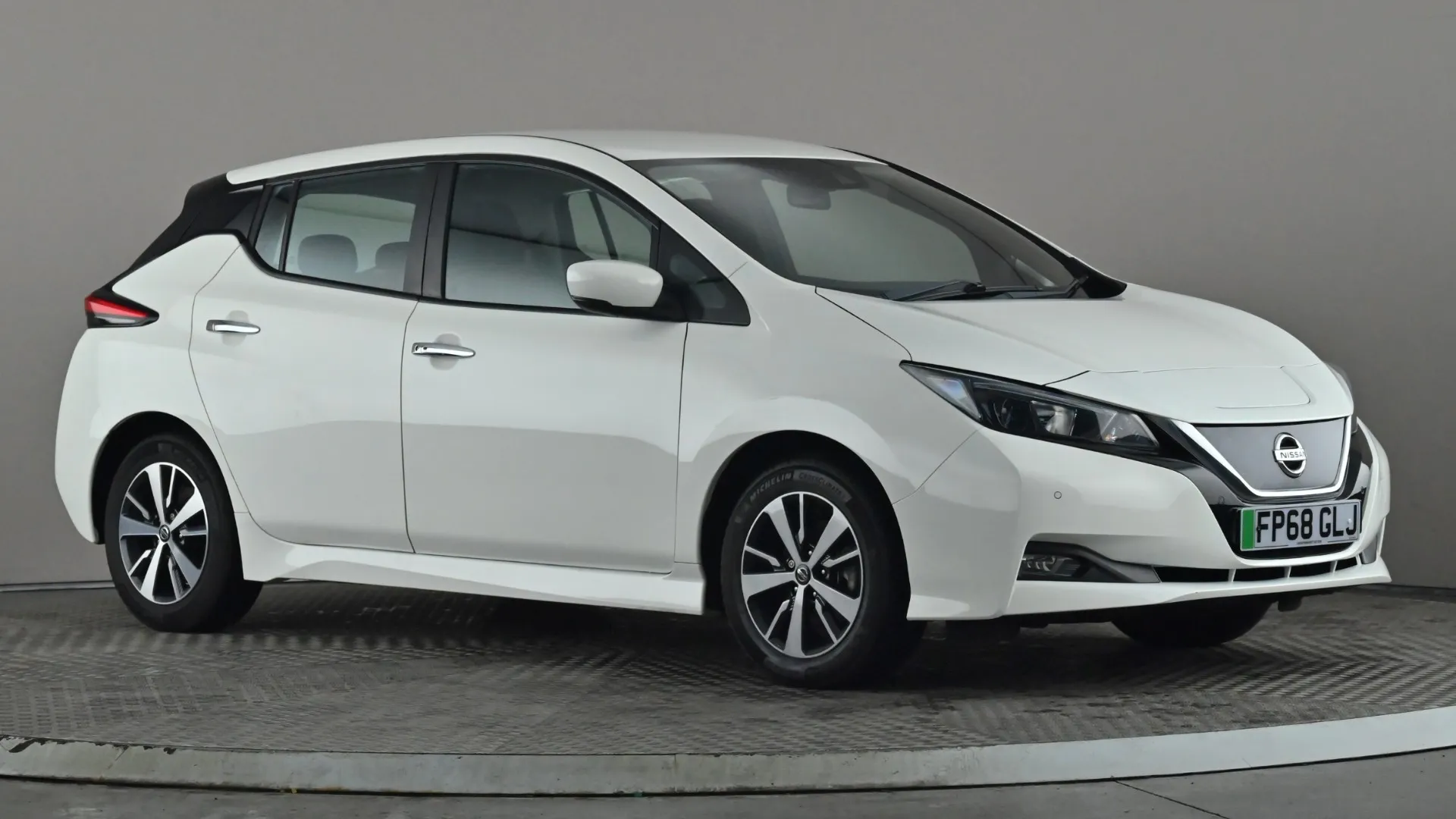 2018 NISSAN LEAF for sale
