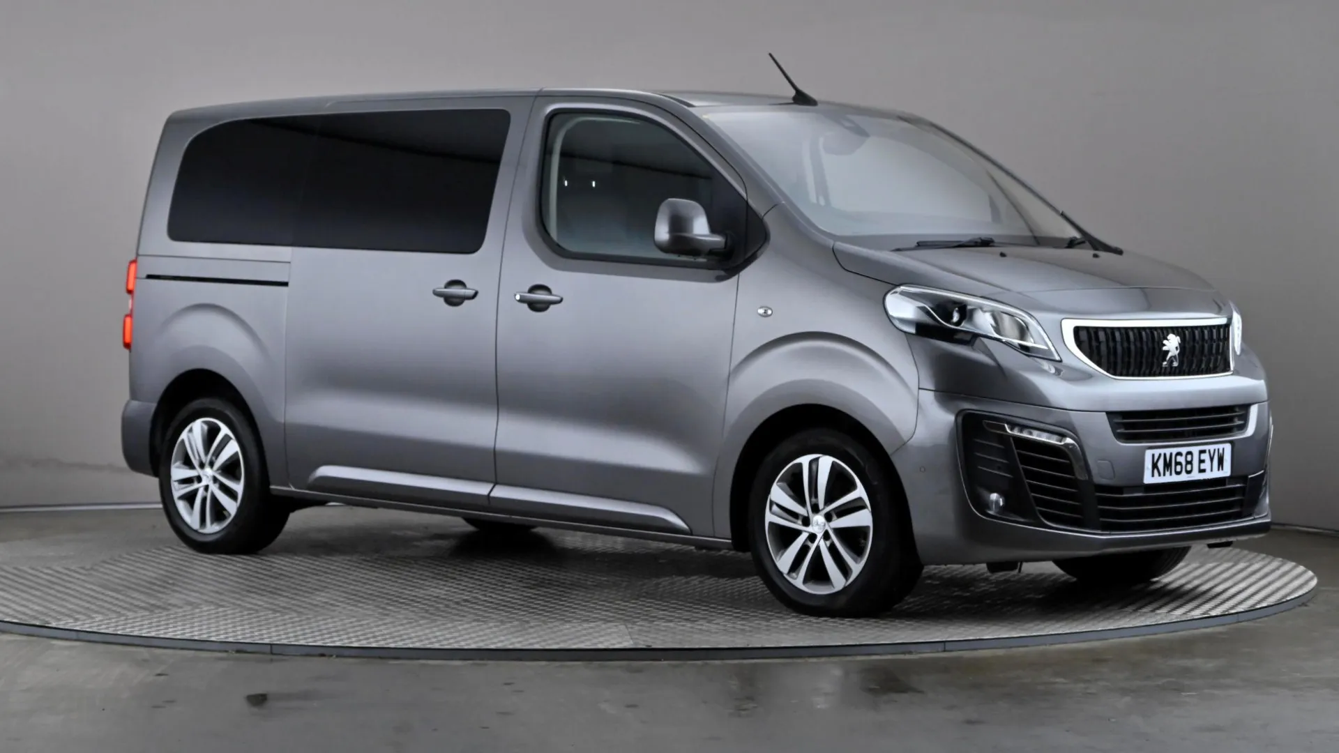 2018 PEUGEOT TRAVELLER for sale