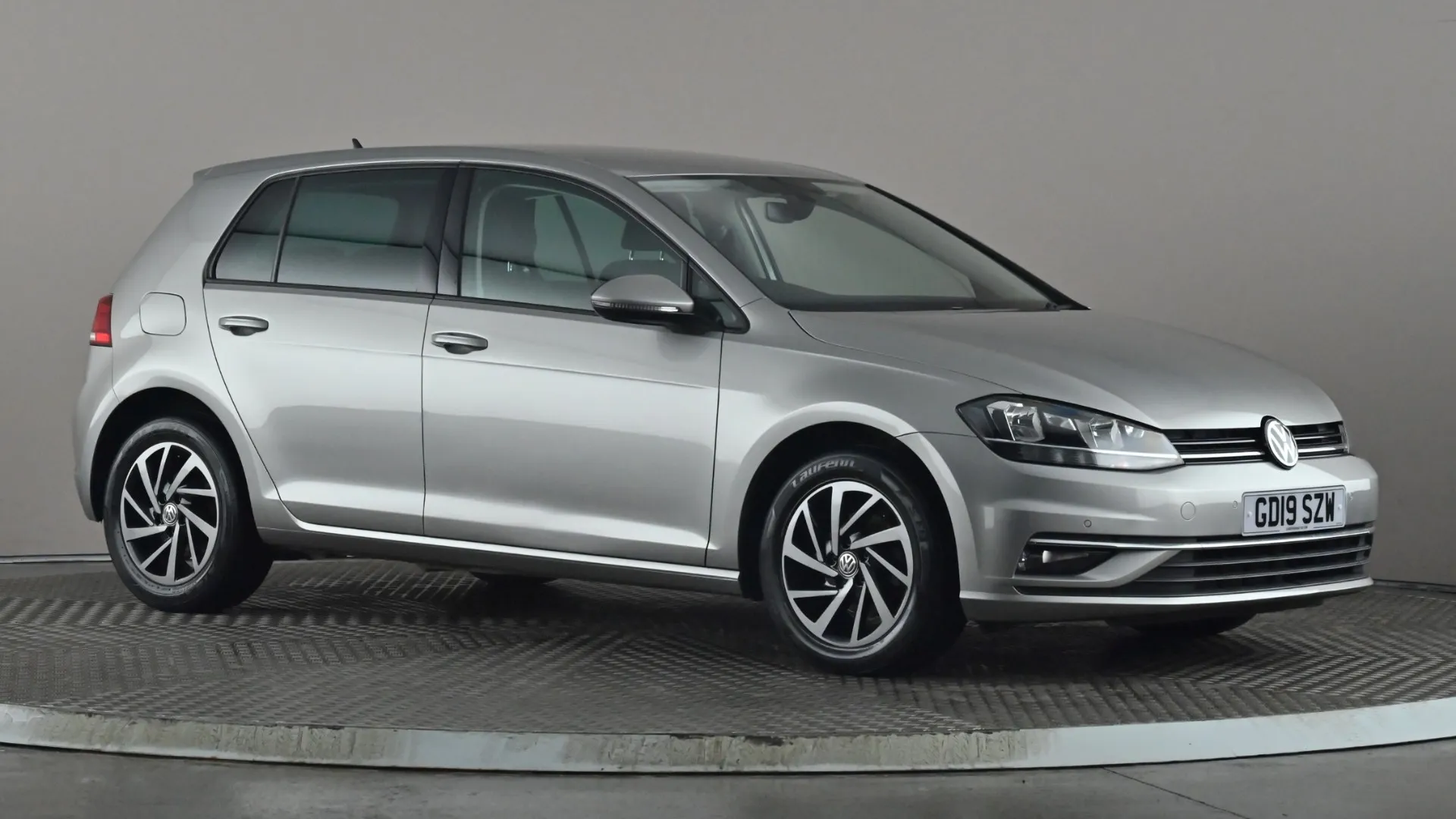 2019 VOLKSWAGEN GOLF for sale