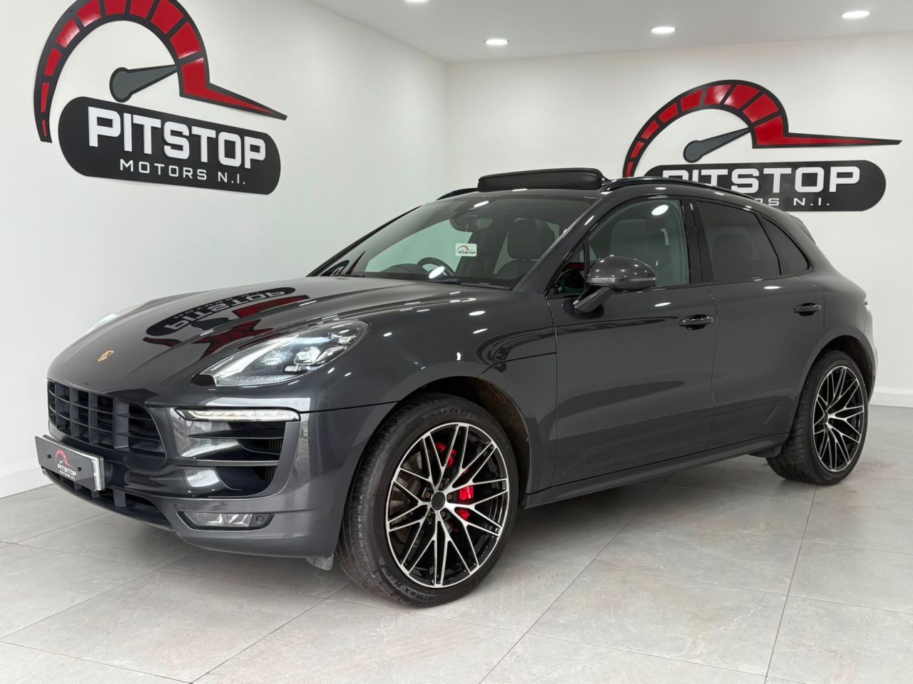 2016 PORSCHE MACAN for sale